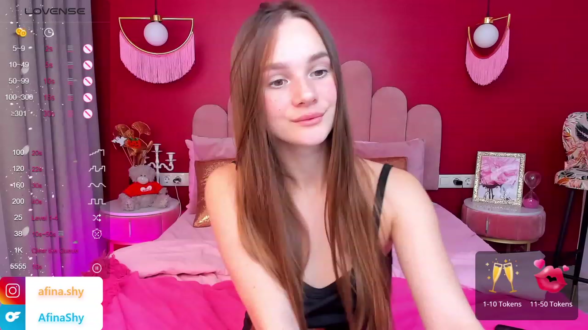Gallery image thumbnail from AfinaShy's myfreecams stream on, 11/09/2023, 12:54 image 16 of 20