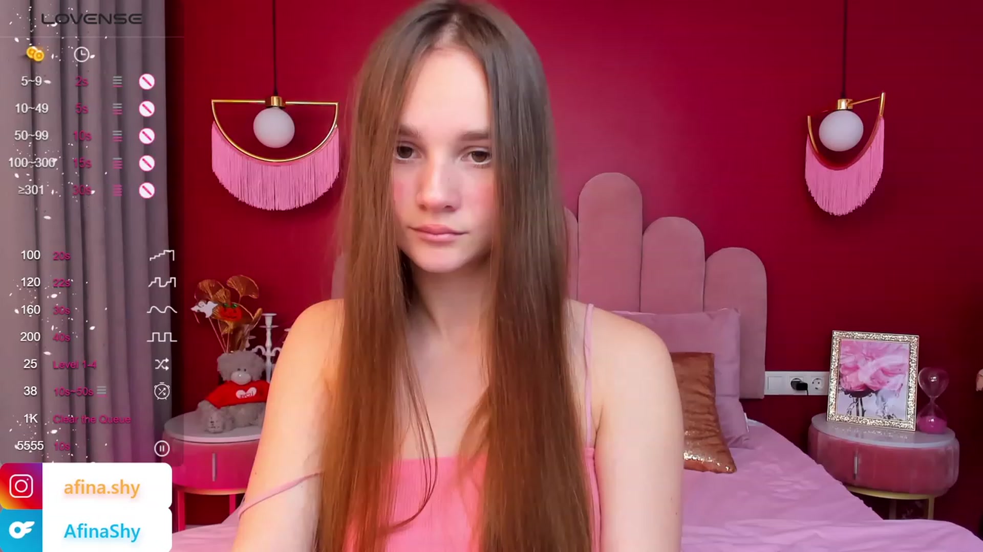 Gallery image thumbnail from AfinaShy's myfreecams stream on, 11/10/2023, 08:59 image 7 of 20