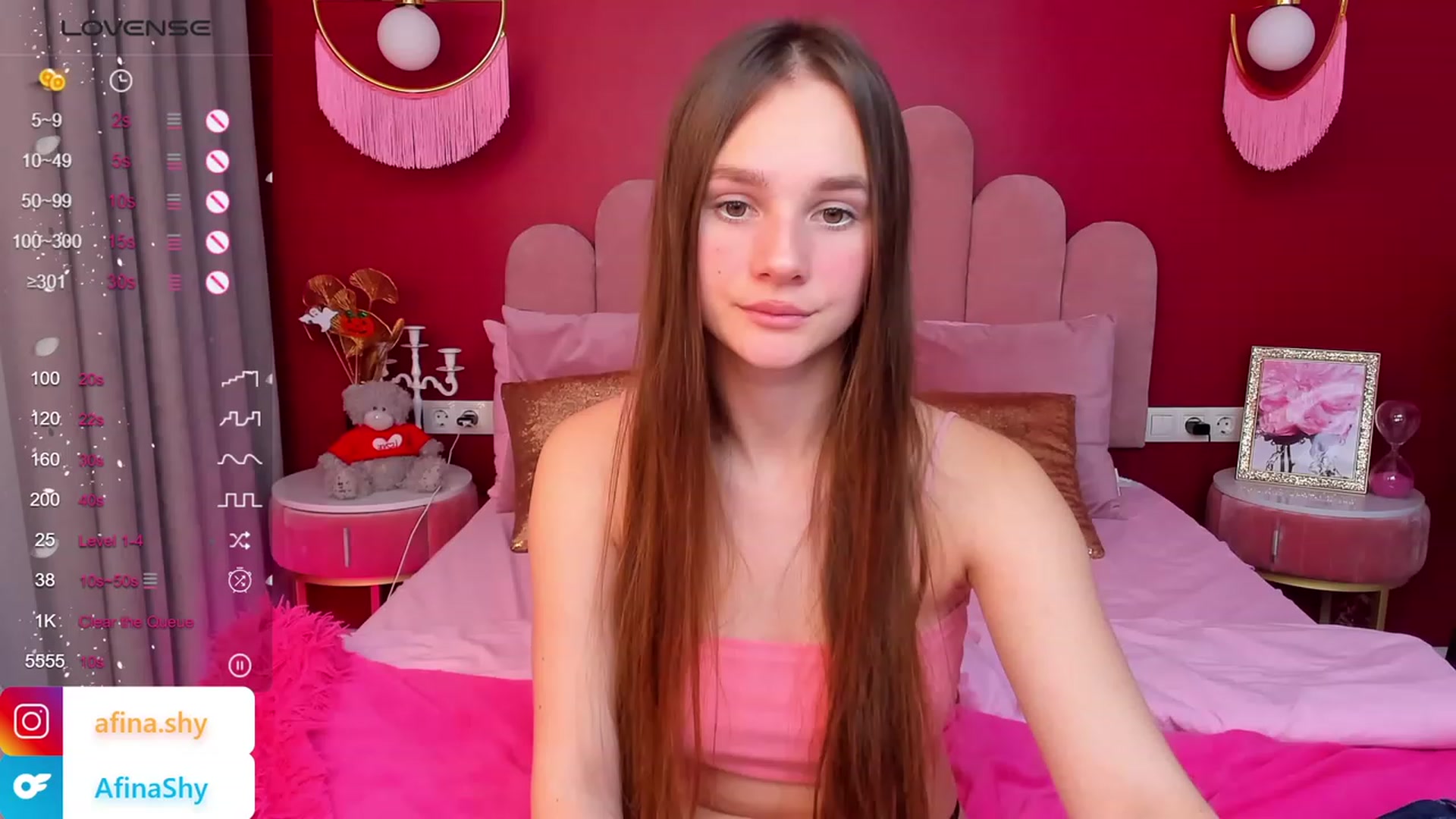 Gallery image thumbnail from AfinaShy's myfreecams stream on, 11/10/2023, 11:15 image 1 of 20