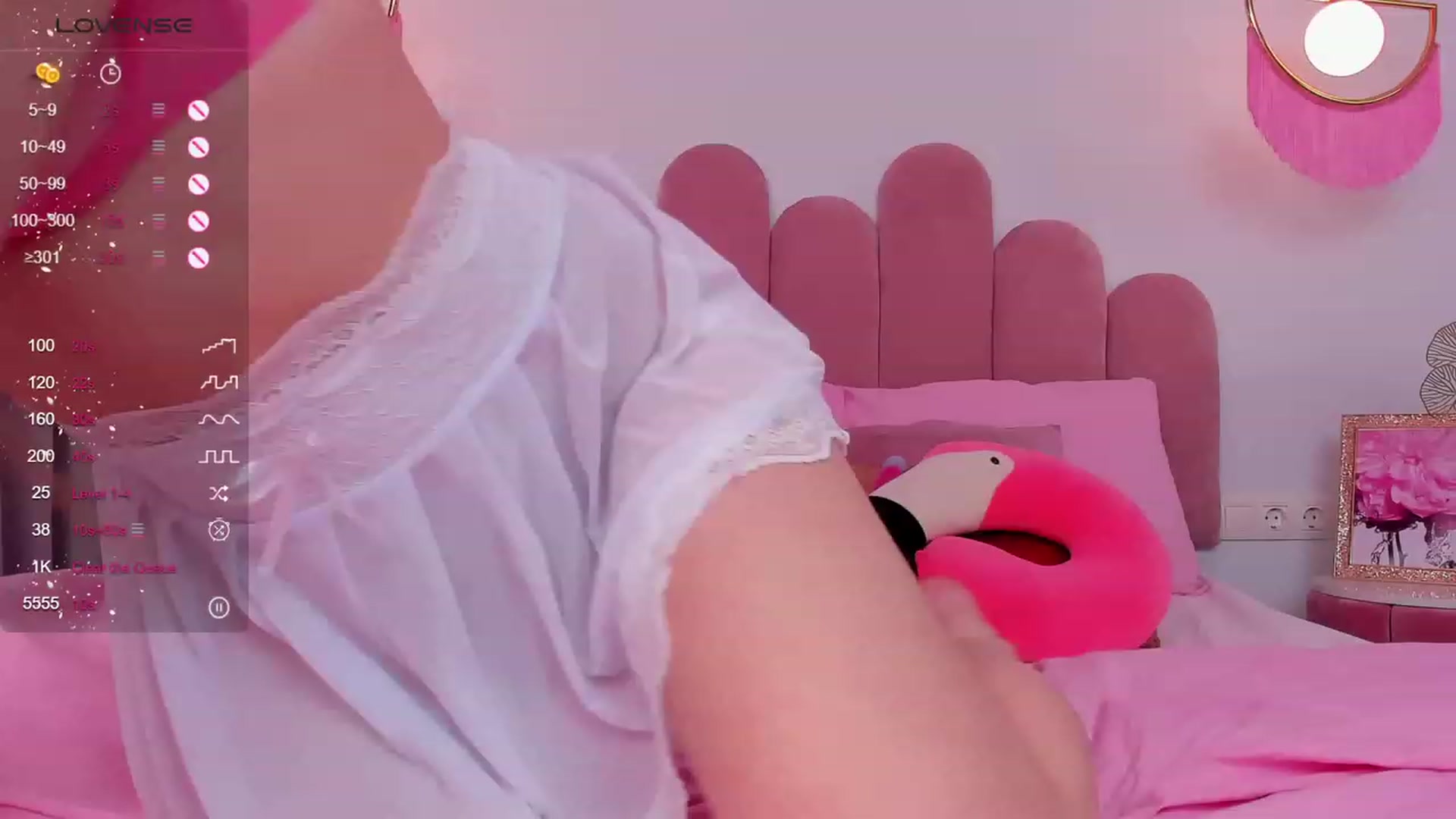 Gallery image thumbnail from AfinaShy's myfreecams stream on, 11/27/2023, 13:56 image 6 of 20