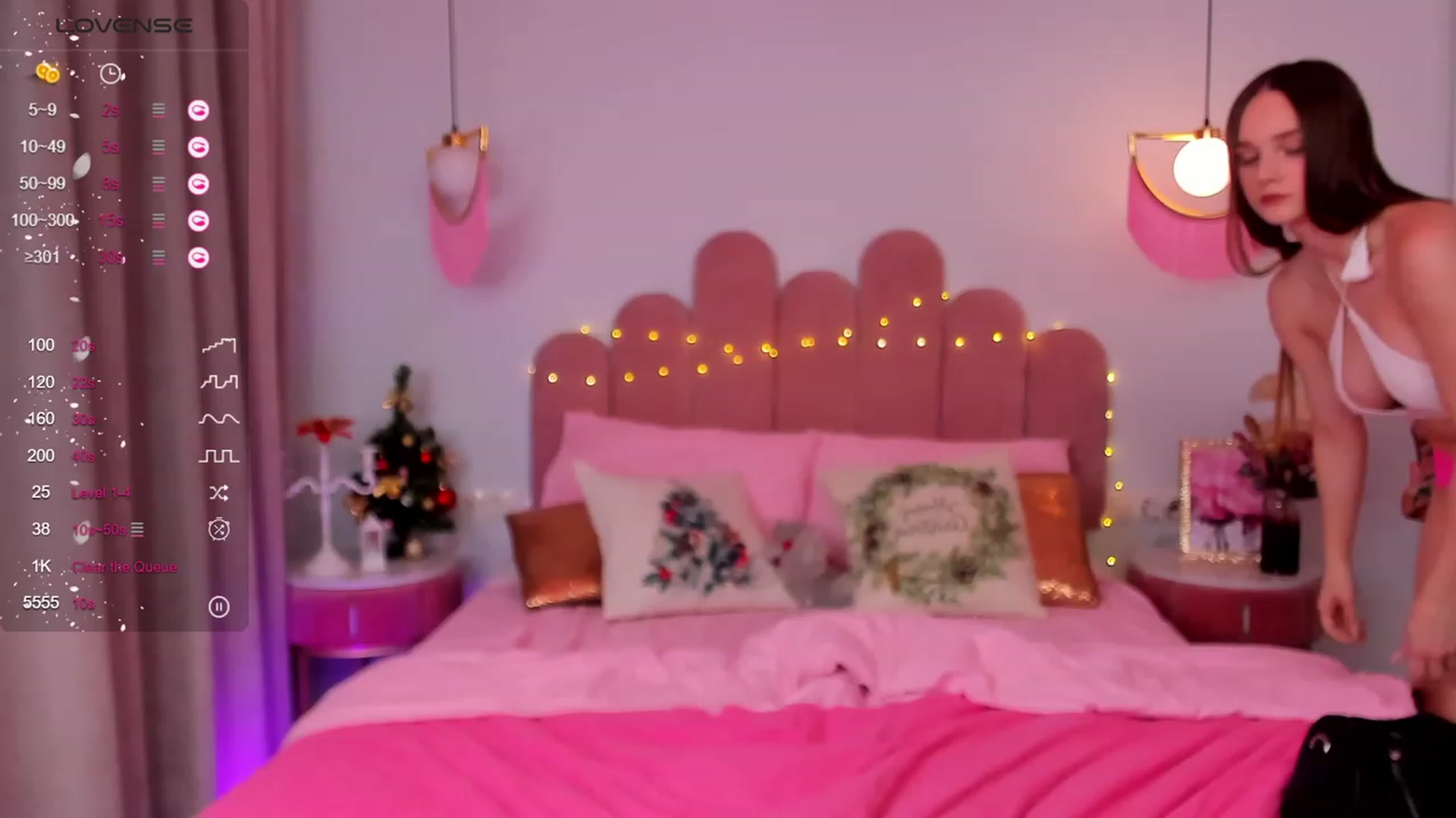 Gallery image thumbnail from AfinaShy's myfreecams stream on, 12/27/2023, 13:00 image 15 of 20