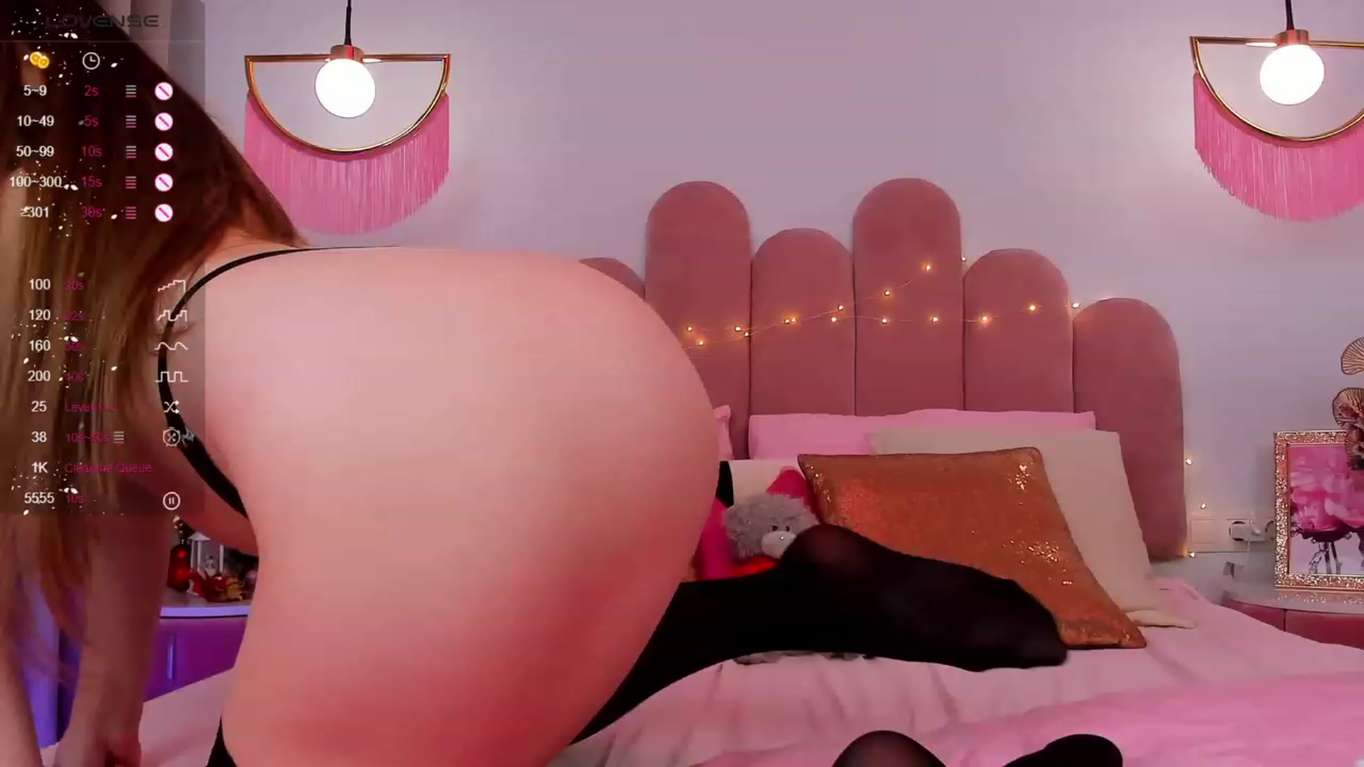 Gallery image thumbnail from AfinaShy's myfreecams stream on, 01/09/2024, 16:53 image 19 of 20