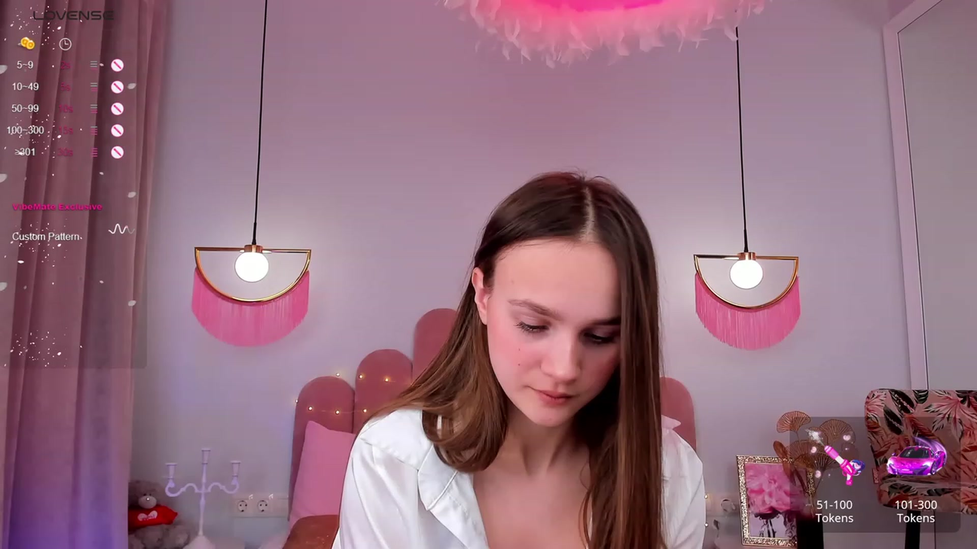 Gallery image thumbnail from AfinaShy's myfreecams stream on, 01/24/2024, 15:13 image 12 of 20