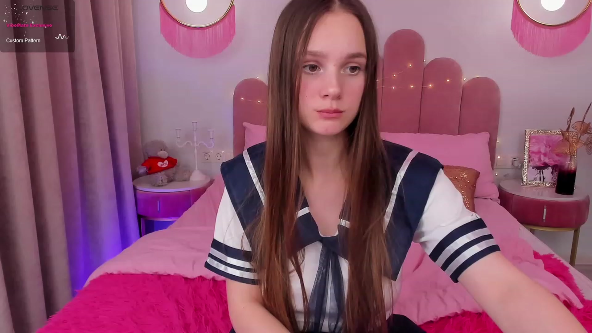 Gallery image thumbnail from AfinaShy's myfreecams stream on, 02/06/2024, 19:11 image 13 of 20