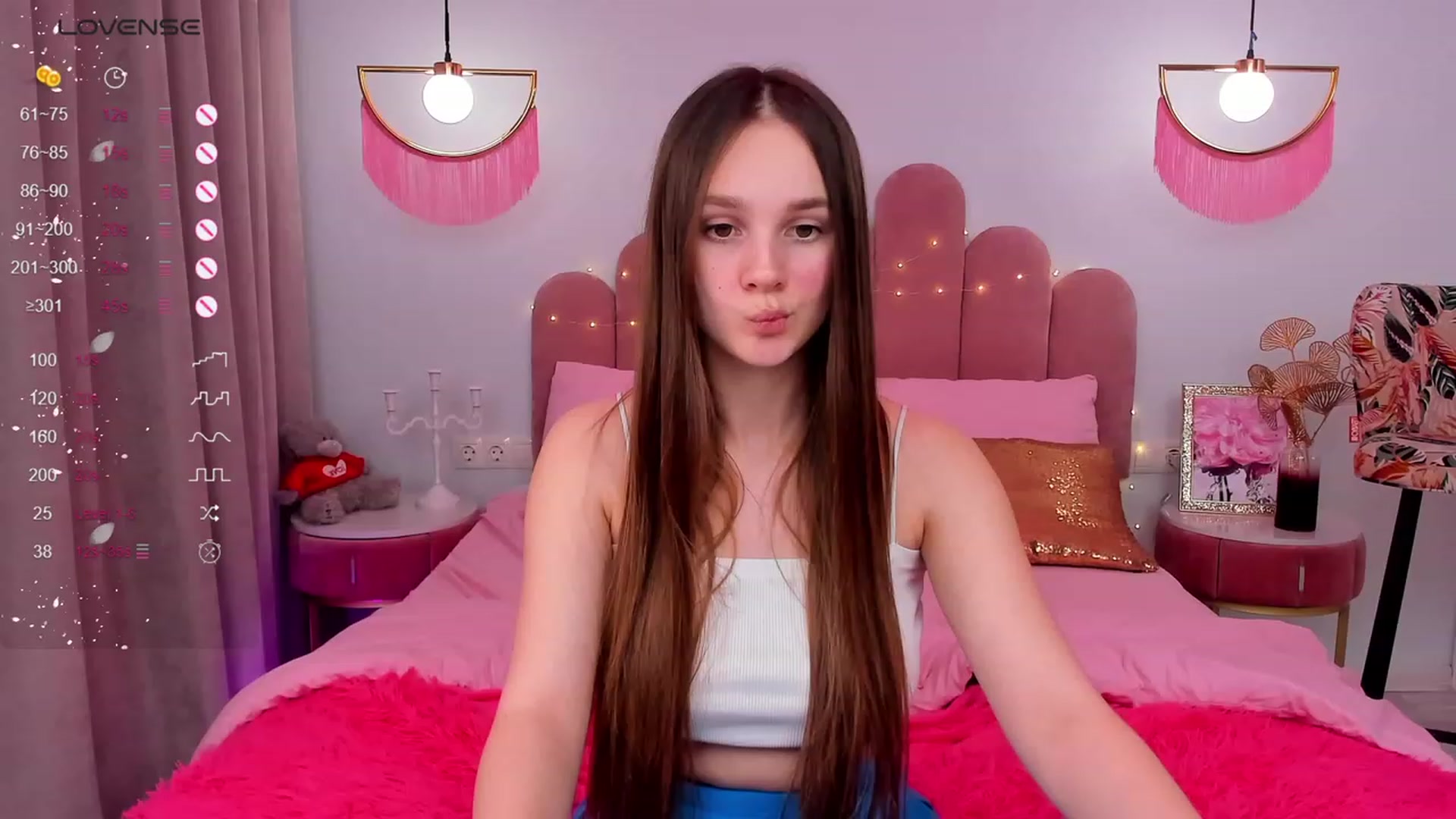 Gallery image thumbnail from AfinaShy's myfreecams stream on, 02/12/2024, 18:55 image 9 of 20