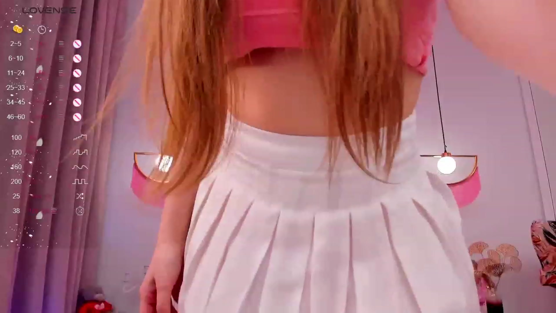 Gallery image thumbnail from AfinaShy's myfreecams stream on, 02/13/2024, 14:26 image 14 of 20