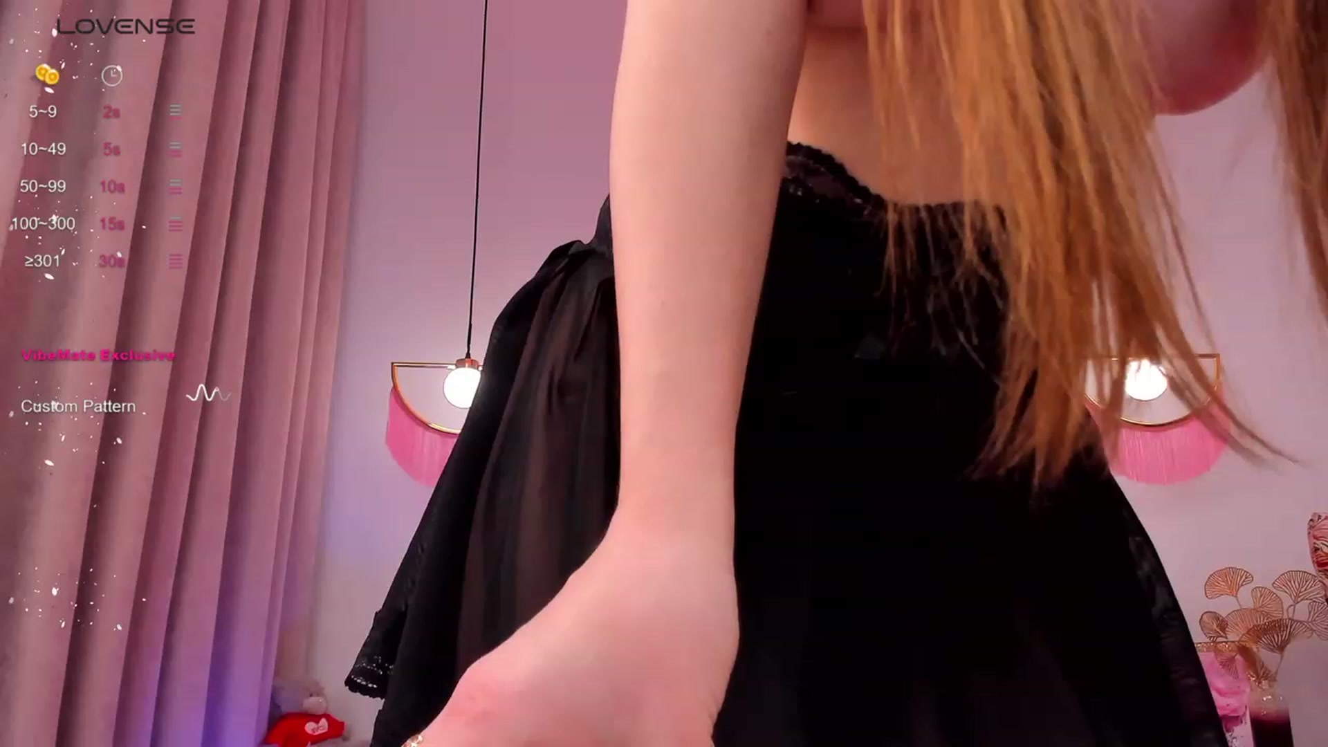 Gallery image thumbnail from AfinaShy's myfreecams stream on, 02/20/2024, 18:45 image 12 of 20