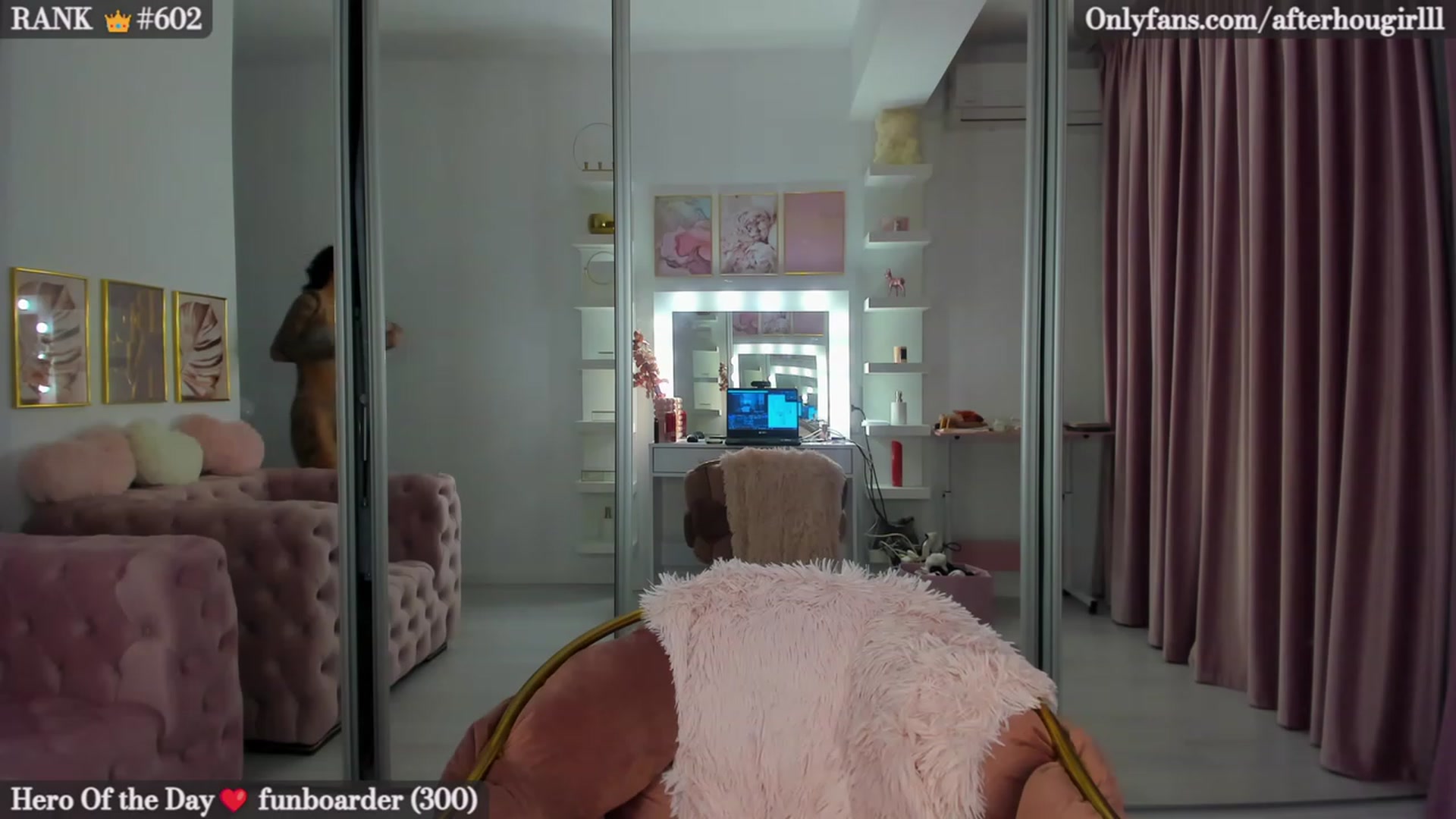 Gallery image thumbnail from Afterhourgirl's myfreecams stream on, 02/04/2023, 22:07 image 3 of 20