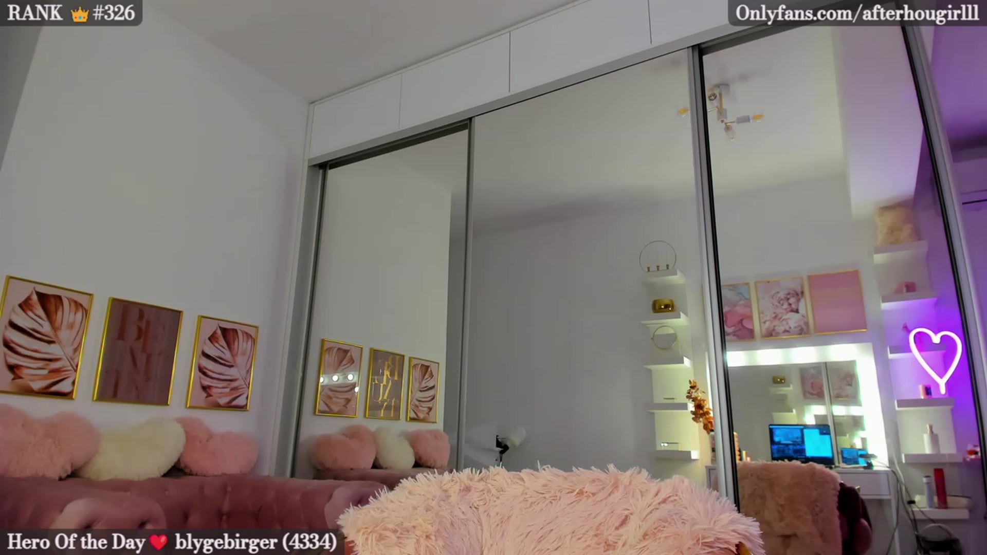 Gallery image thumbnail from Afterhourgirl's myfreecams stream on, 02/05/2023, 20:55 image 2 of 20