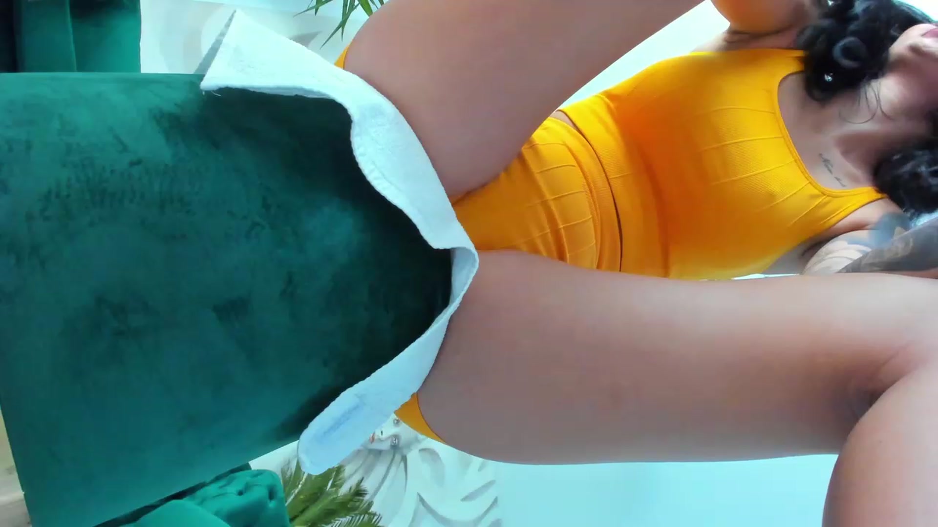 Gallery image thumbnail from Afterhourgirl's myfreecams stream on, 03/08/2023, 23:17 image 20 of 20