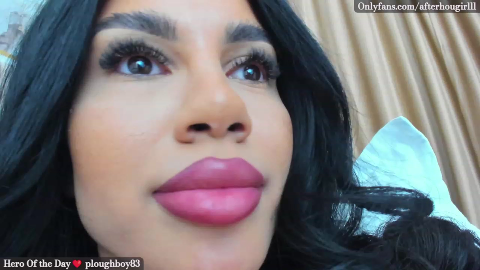 Gallery image thumbnail from Afterhourgirl's myfreecams stream on, 03/17/2023, 21:14 image 19 of 20