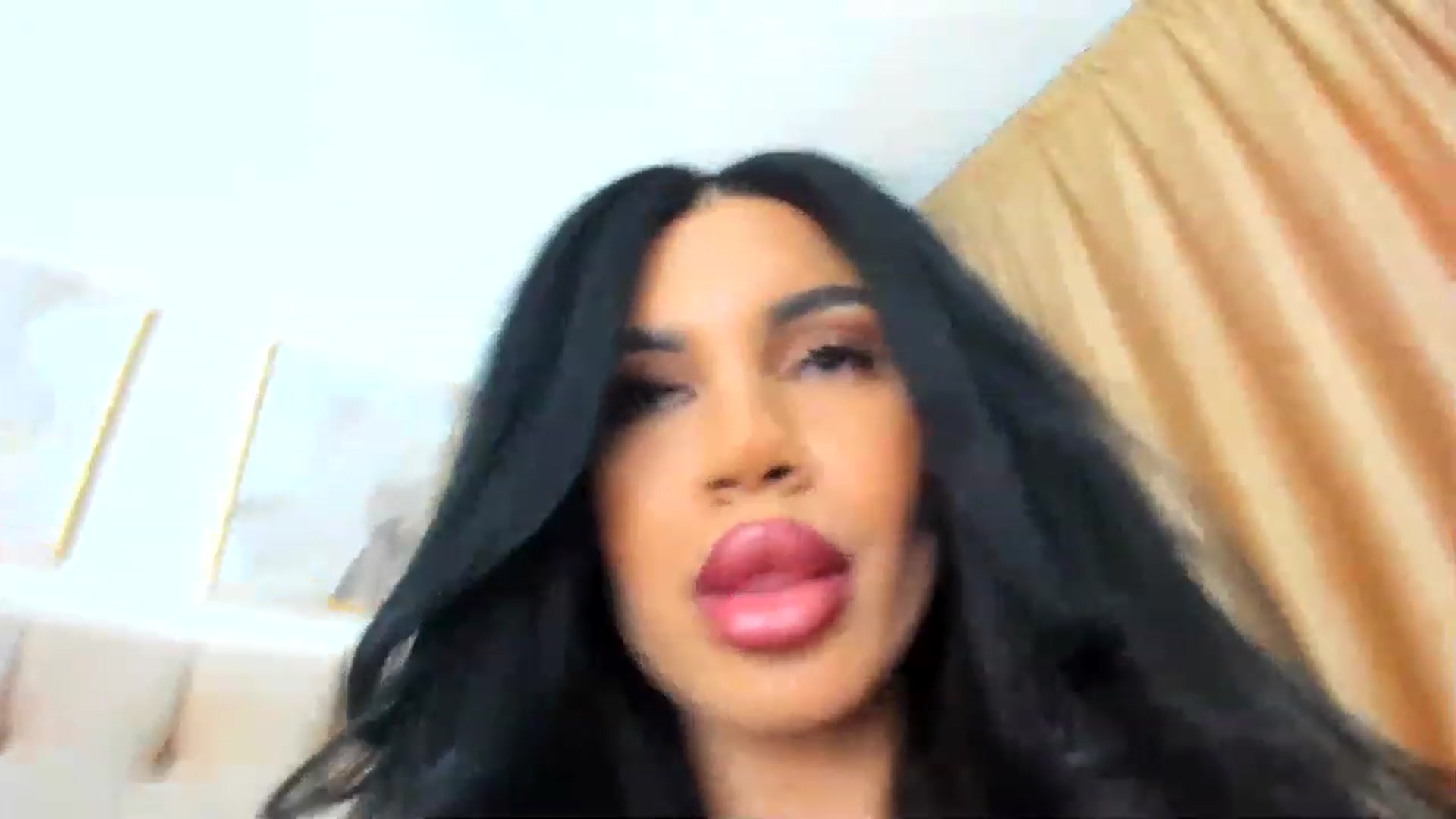 Gallery image thumbnail from Afterhourgirl's myfreecams stream on, 07/25/2023, 17:34 image 13 of 20