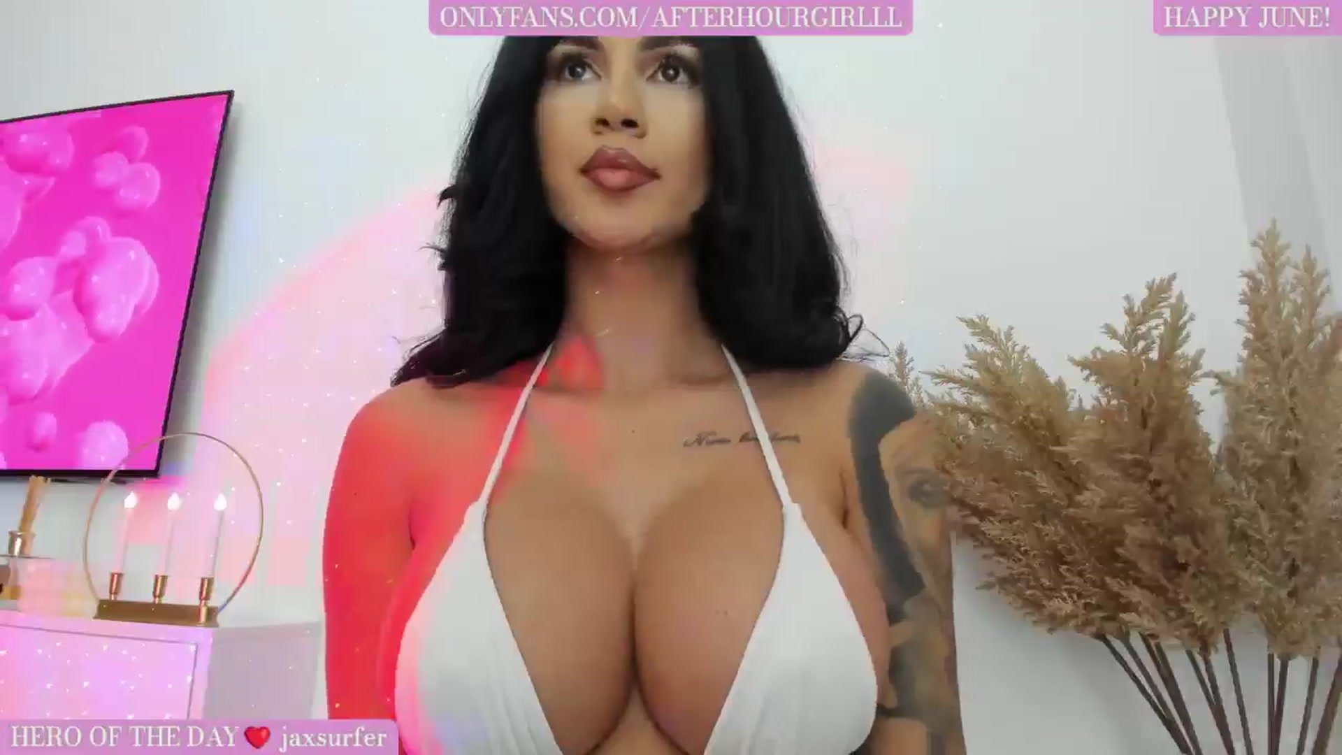 Gallery image thumbnail from Afterhourgirl's myfreecams stream on, 06/01/2024, 21:51 image 18 of 20