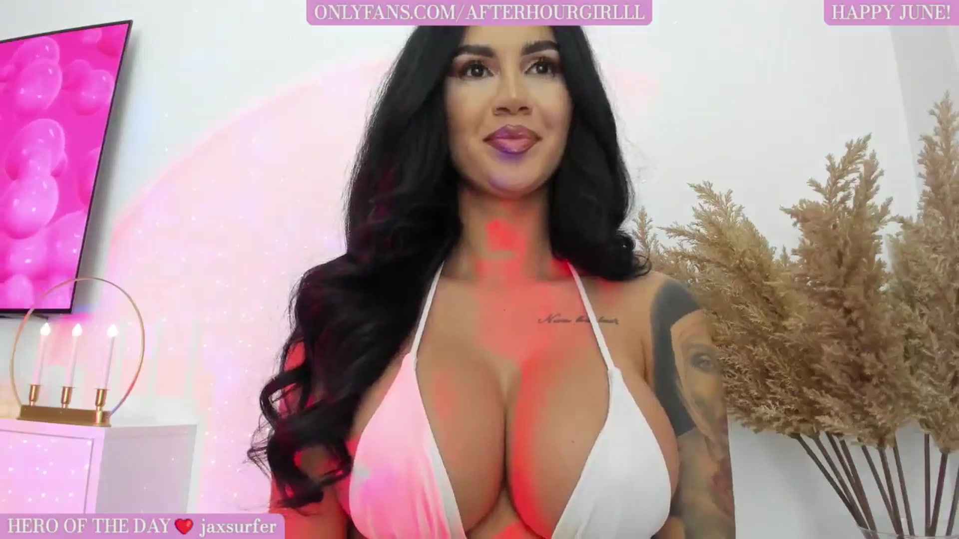 Gallery image thumbnail from Afterhourgirl's myfreecams stream on, 06/01/2024, 21:51 image 16 of 20