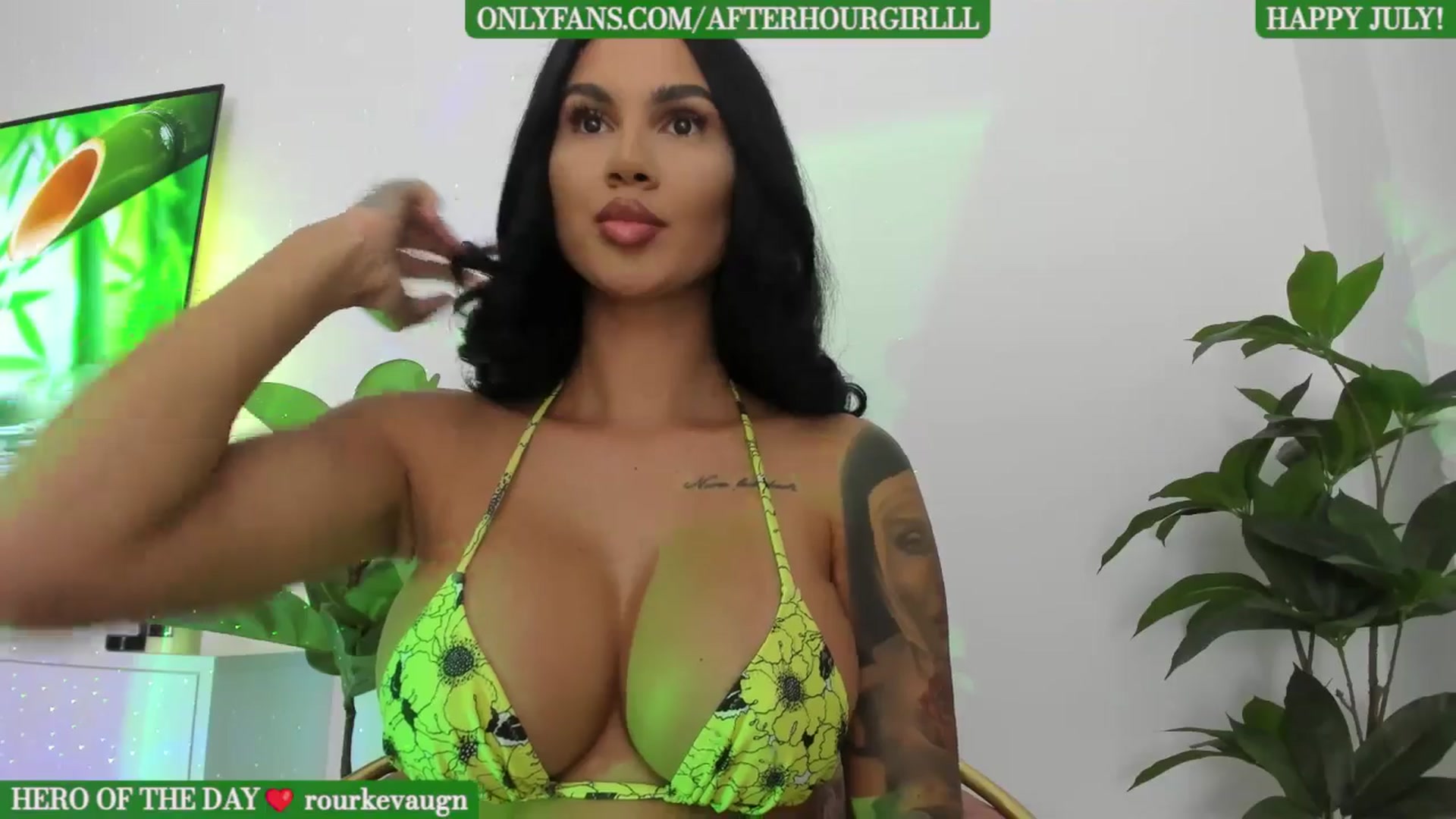 Gallery image thumbnail from Afterhourgirl's myfreecams stream on, 07/16/2024, 23:37 image 9 of 20