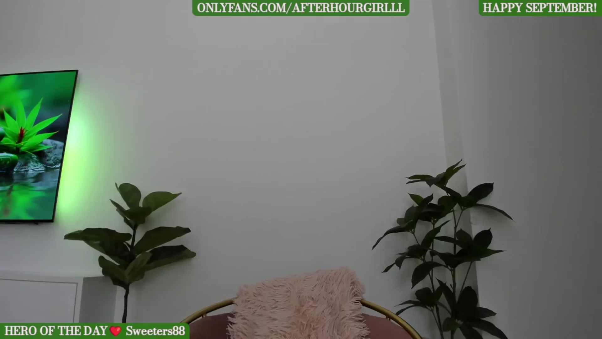 Gallery image thumbnail from Afterhourgirl's myfreecams stream on, 09/28/2024, 23:03 image 13 of 20