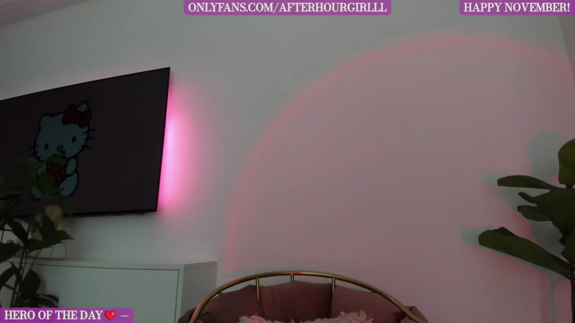 Gallery image thumbnail from Afterhourgirl's myfreecams stream on, 11/11/2024, 23:24 image 6 of 20