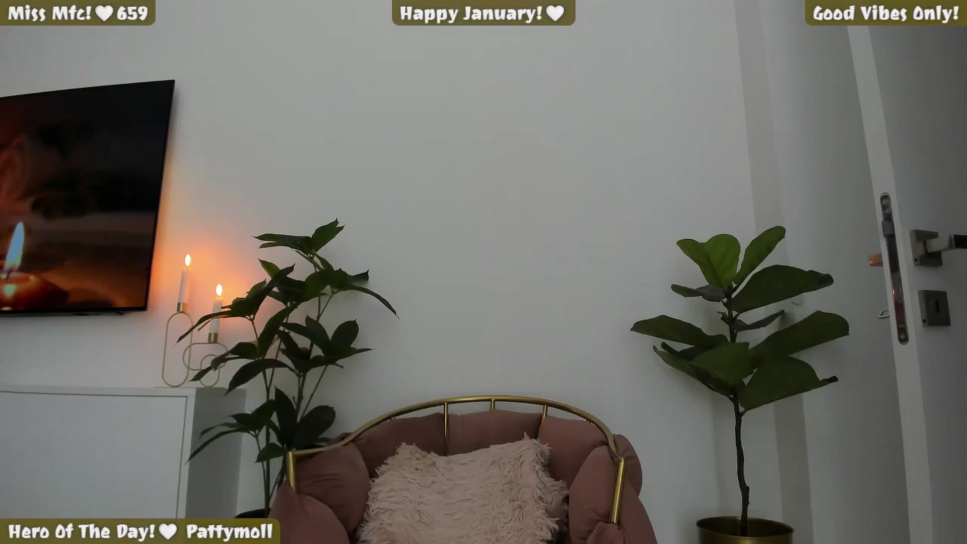 Gallery image thumbnail from Afterhourgirl's myfreecams stream on, 01/04/2025, 22:27 image 9 of 20
