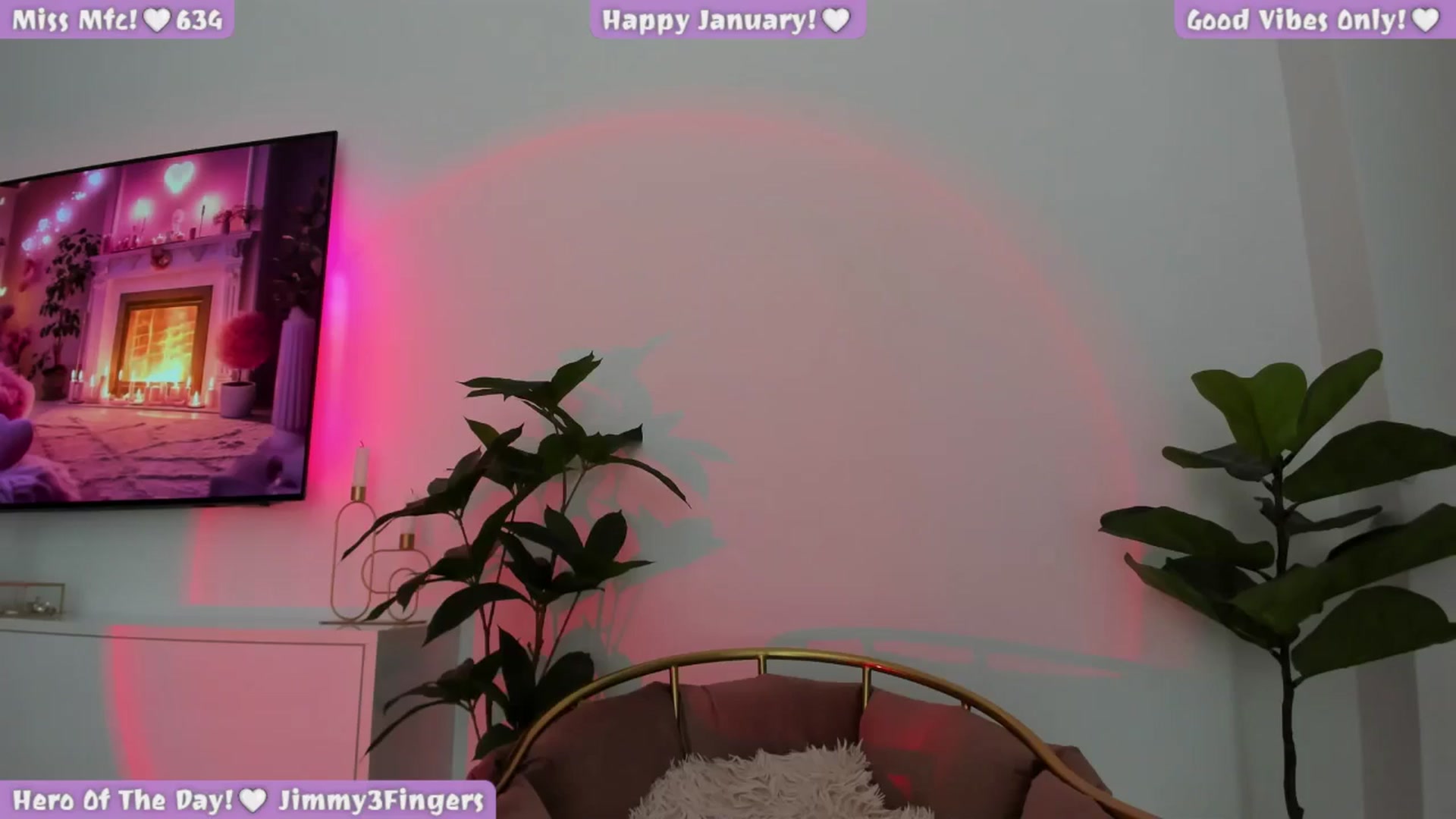 Gallery image thumbnail from Afterhourgirl's myfreecams stream on, 01/08/2025, 21:10 image 16 of 20