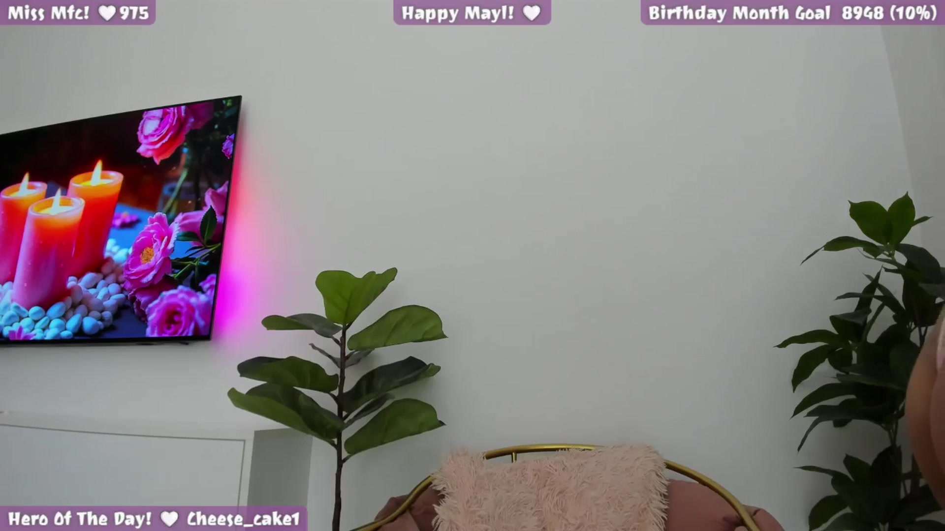 Gallery image thumbnail from Afterhourgirl's myfreecams stream on, 05/04/2025, 21:41 image 19 of 20