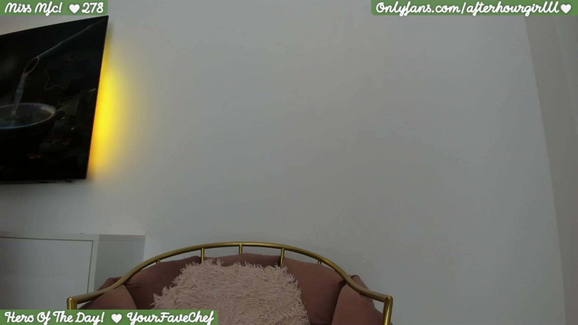 Gallery image thumbnail from Afterhourgirl's myfreecams stream on, 01/07/2026, 22:52 image 18 of 20