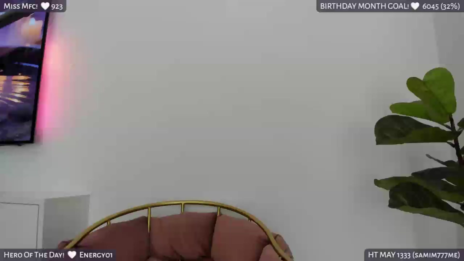 Gallery image thumbnail from Afterhourgirl's myfreecams stream on, 05/17/2026, 21:45 image 13 of 20