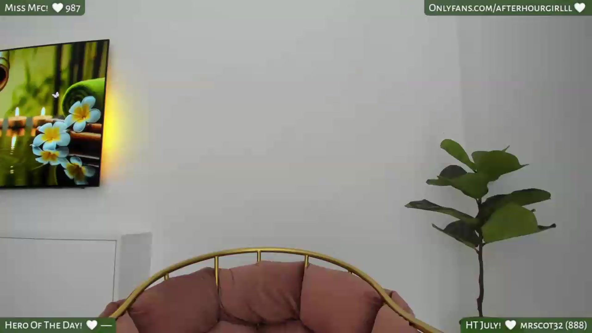 Gallery image thumbnail from Afterhourgirl's myfreecams stream on, 07/16/2026, 21:56 image 9 of 20
