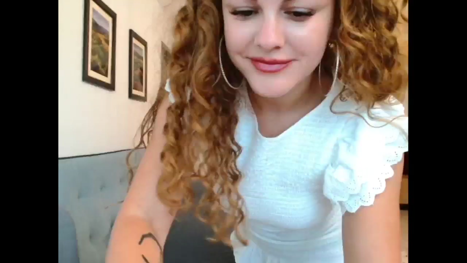 Gallery image thumbnail from Agatha_Aggie's myfreecams stream on, 06/25/2024, 09:38 image 3 of 20