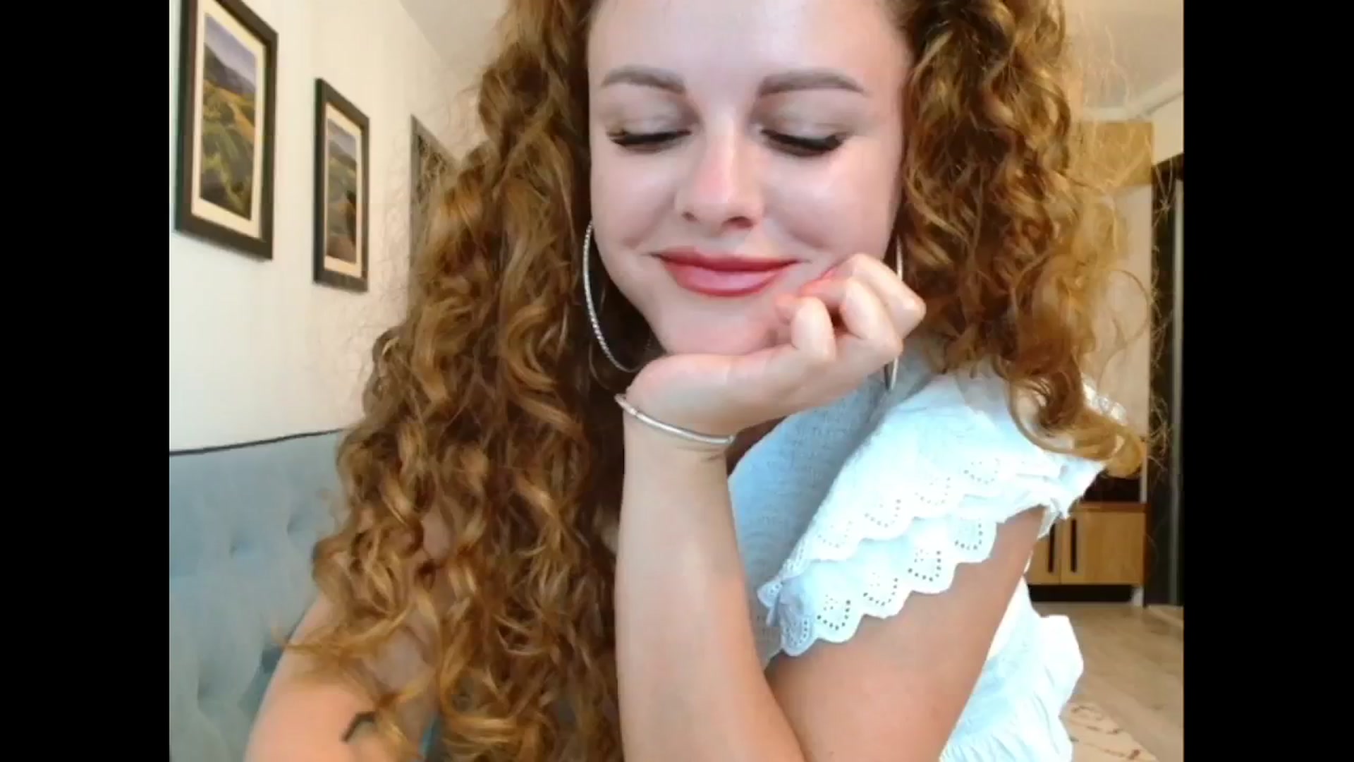 Gallery image thumbnail from Agatha_Aggie's myfreecams stream on, 06/25/2024, 09:38 image 8 of 20