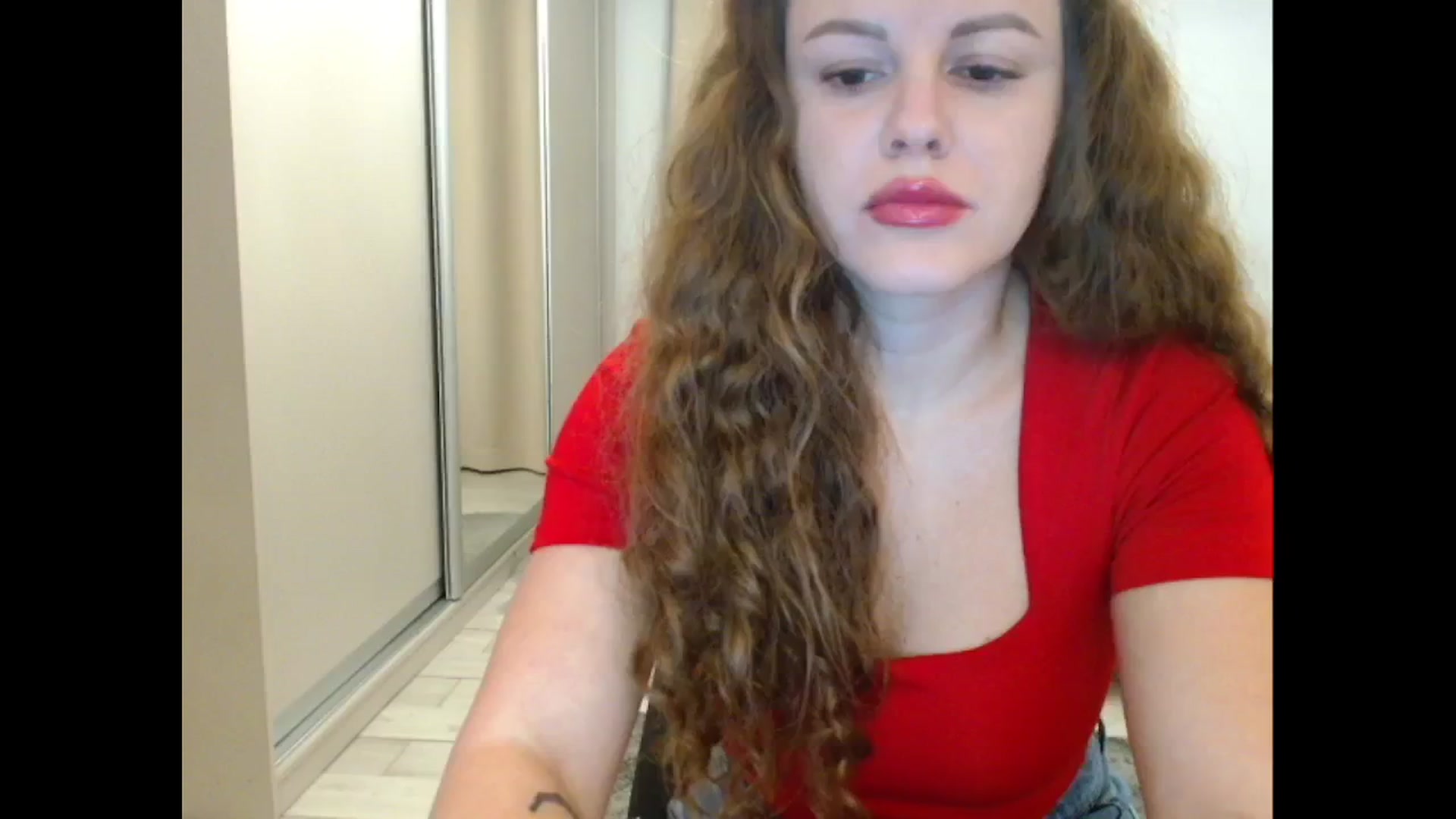 Gallery image thumbnail from Agatha_Aggie's myfreecams stream on, 12/16/2024, 18:17 image 4 of 20