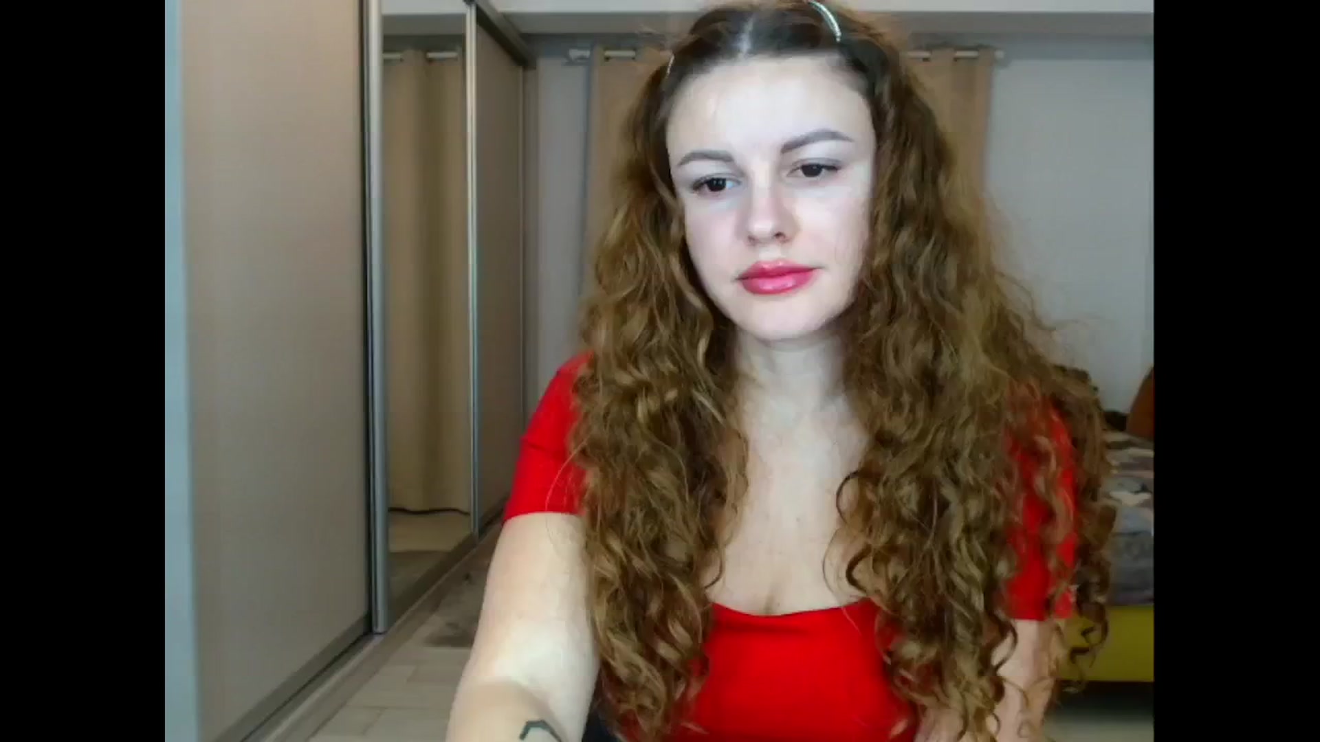 Gallery image thumbnail from Agatha_Aggie's myfreecams stream on, 12/16/2024, 18:17 image 13 of 20