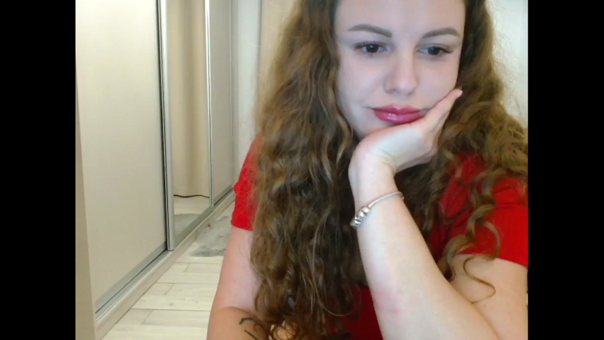 Gallery image thumbnail from Agatha_Aggie's myfreecams stream on, 12/16/2024, 18:17 image 6 of 20