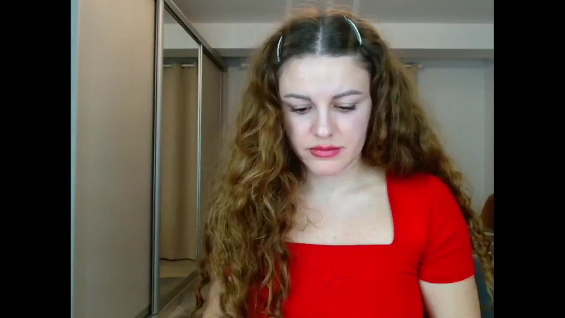 Gallery image thumbnail from Agatha_Aggie's myfreecams stream on, 12/16/2024, 18:43 image 7 of 20