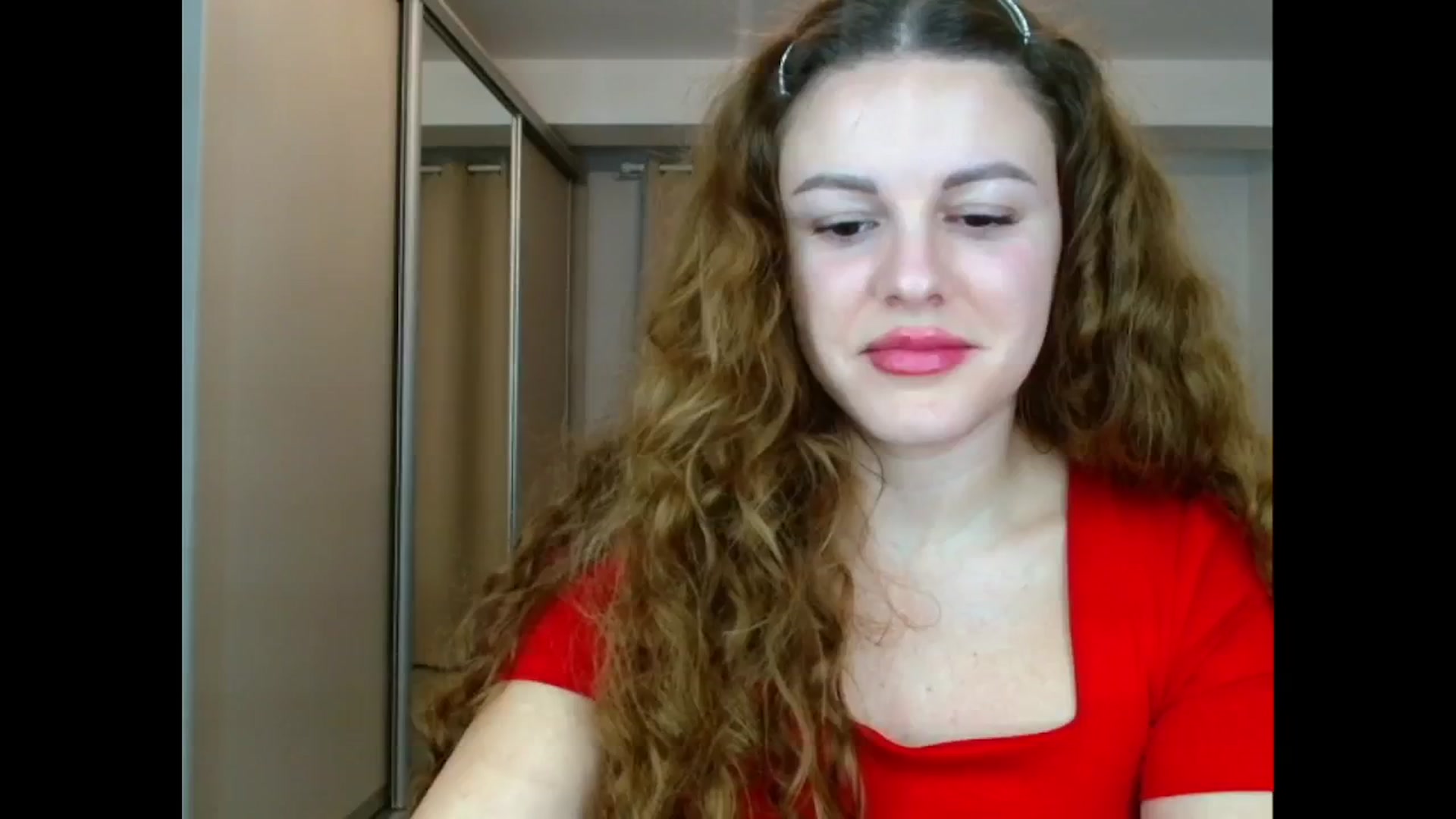 Gallery image thumbnail from Agatha_Aggie's myfreecams stream on, 12/16/2024, 18:43 image 10 of 20
