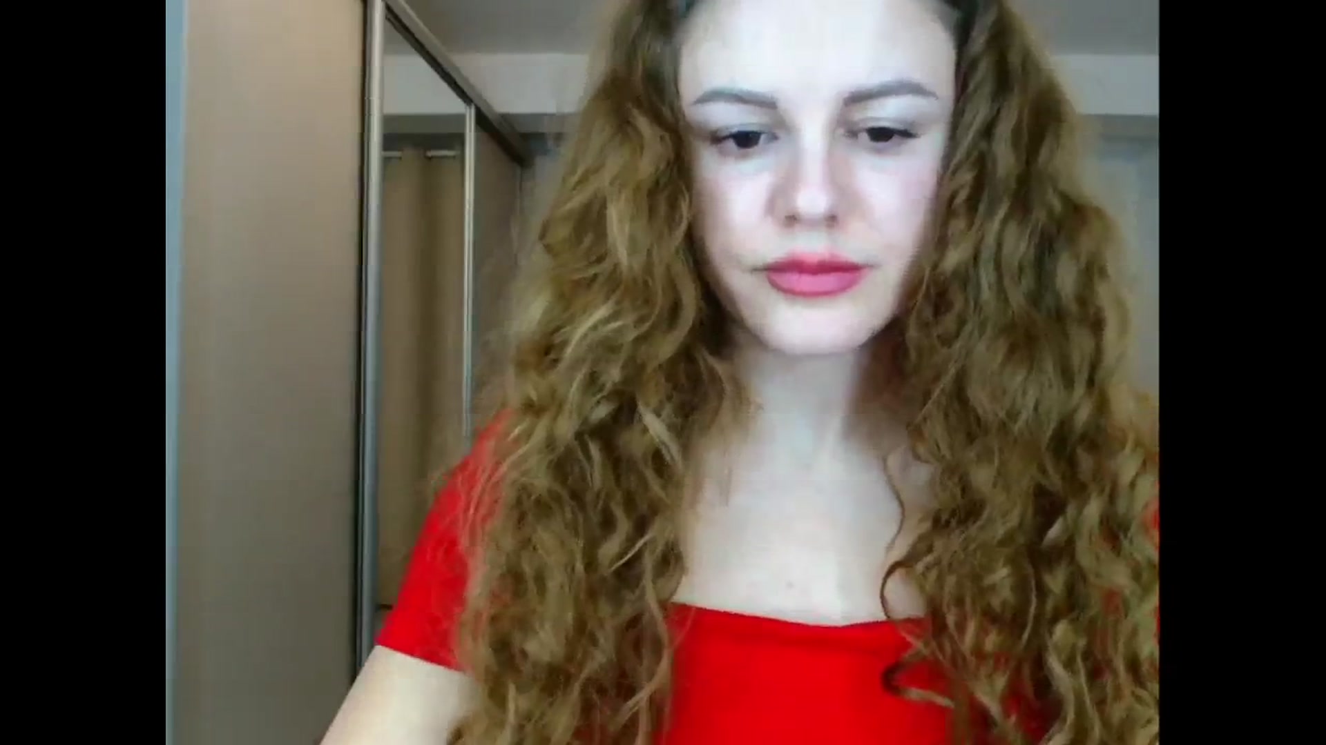 Gallery image thumbnail from Agatha_Aggie's myfreecams stream on, 12/16/2024, 18:43 image 16 of 20