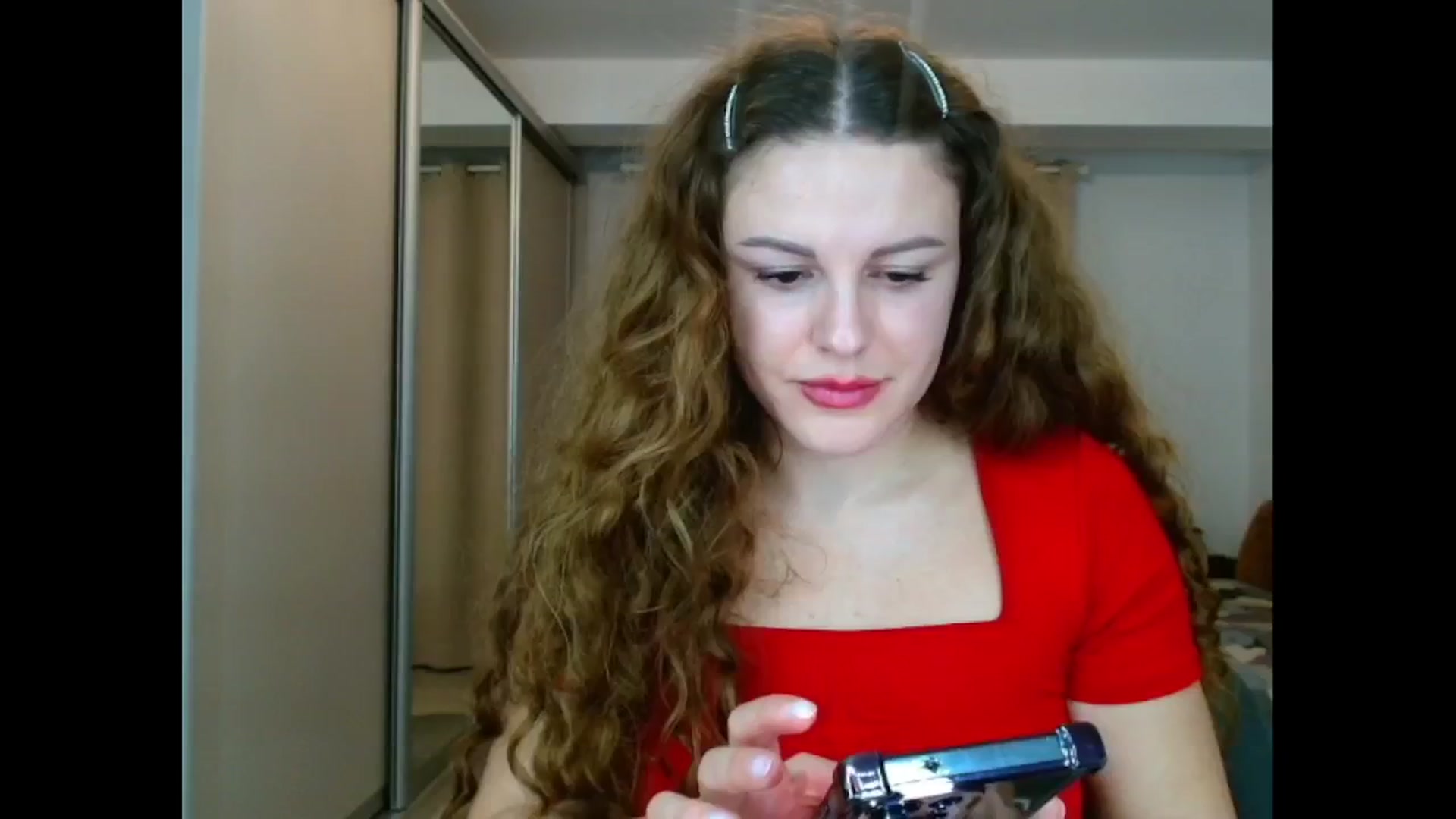 Gallery image thumbnail from Agatha_Aggie's myfreecams stream on, 12/16/2024, 18:43 image 6 of 20