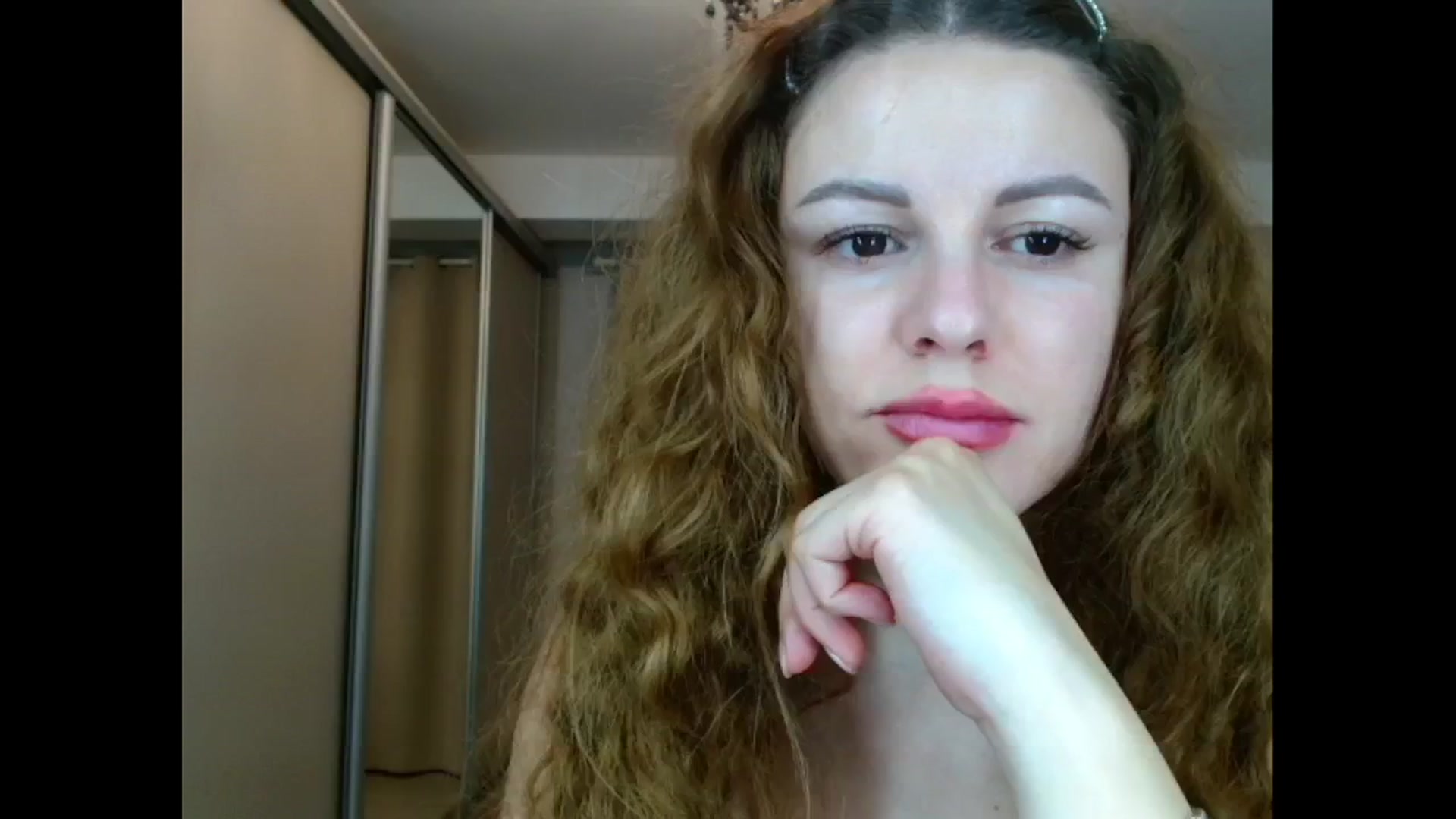 Gallery image thumbnail from Agatha_Aggie's myfreecams stream on, 12/16/2024, 19:28 image 15 of 20