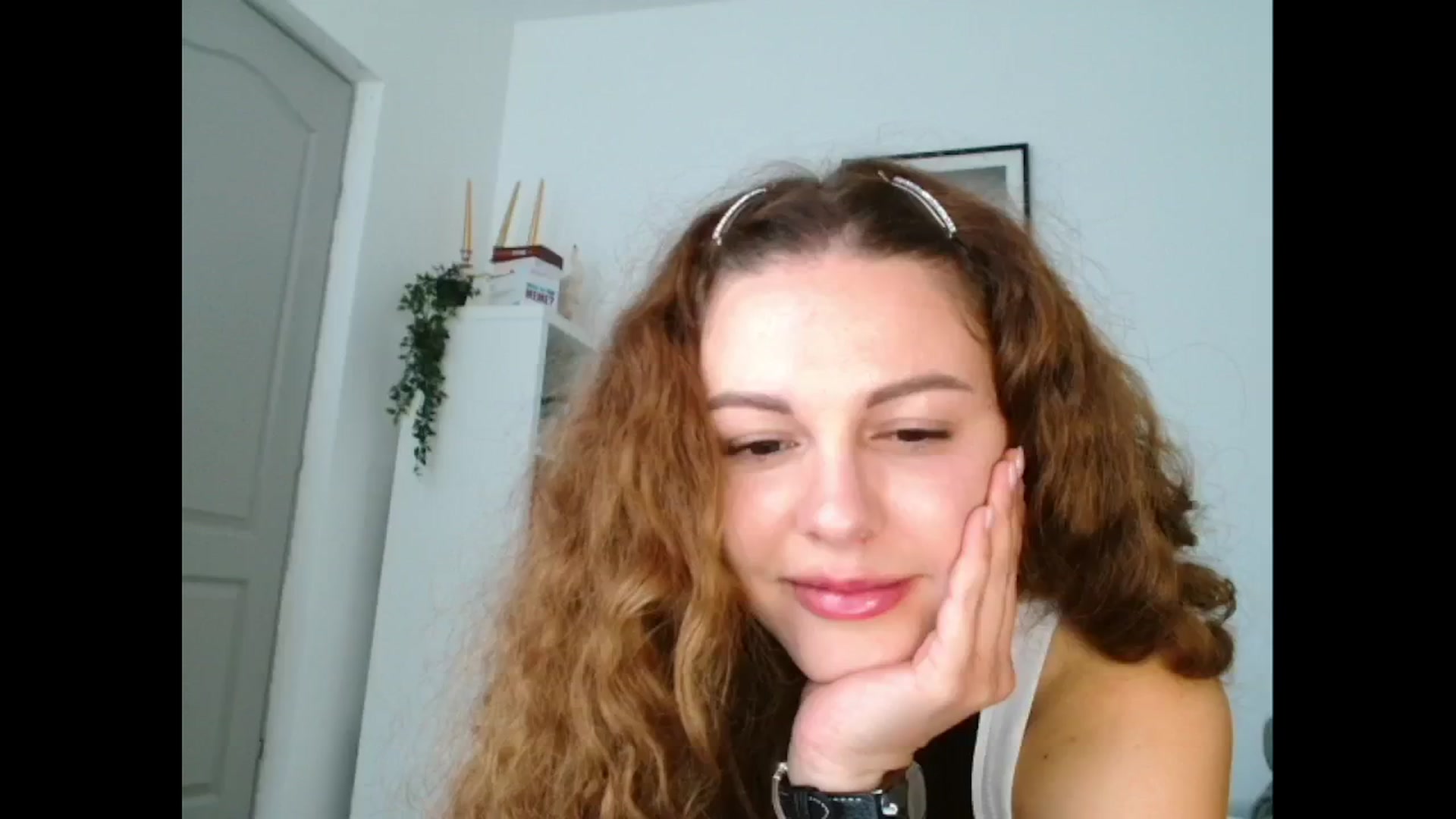 Gallery image thumbnail from Agatha_Aggie's myfreecams stream on, 12/19/2024, 09:28 image 20 of 20