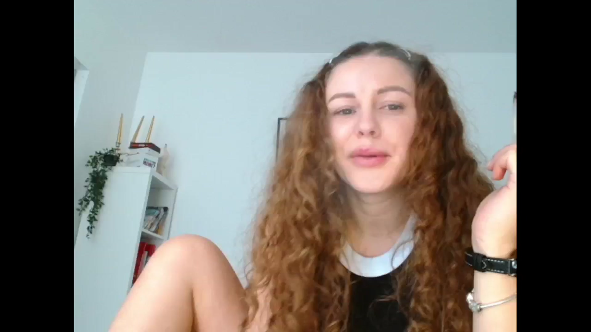 Gallery image thumbnail from Agatha_Aggie's myfreecams stream on, 12/19/2024, 12:07 image 13 of 20