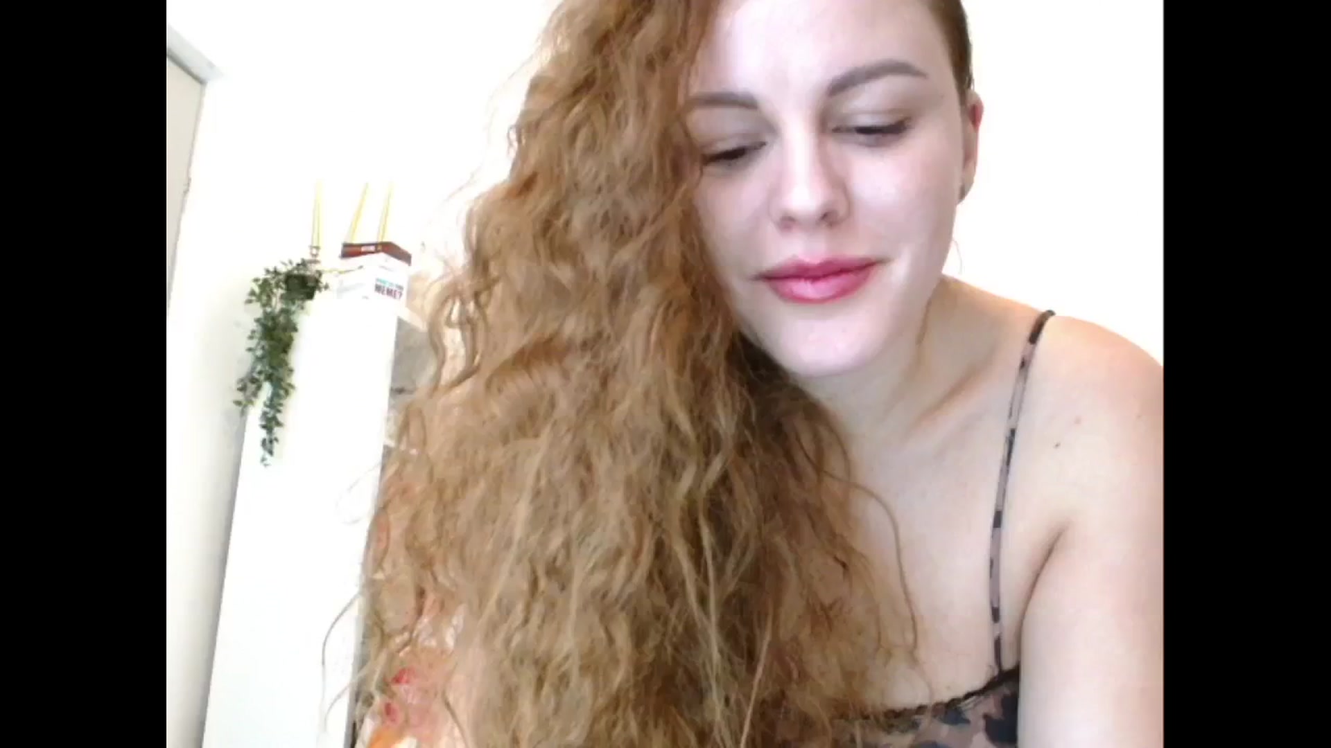 Gallery image thumbnail from Agatha_Aggie's myfreecams stream on, 12/20/2024, 11:39 image 10 of 20