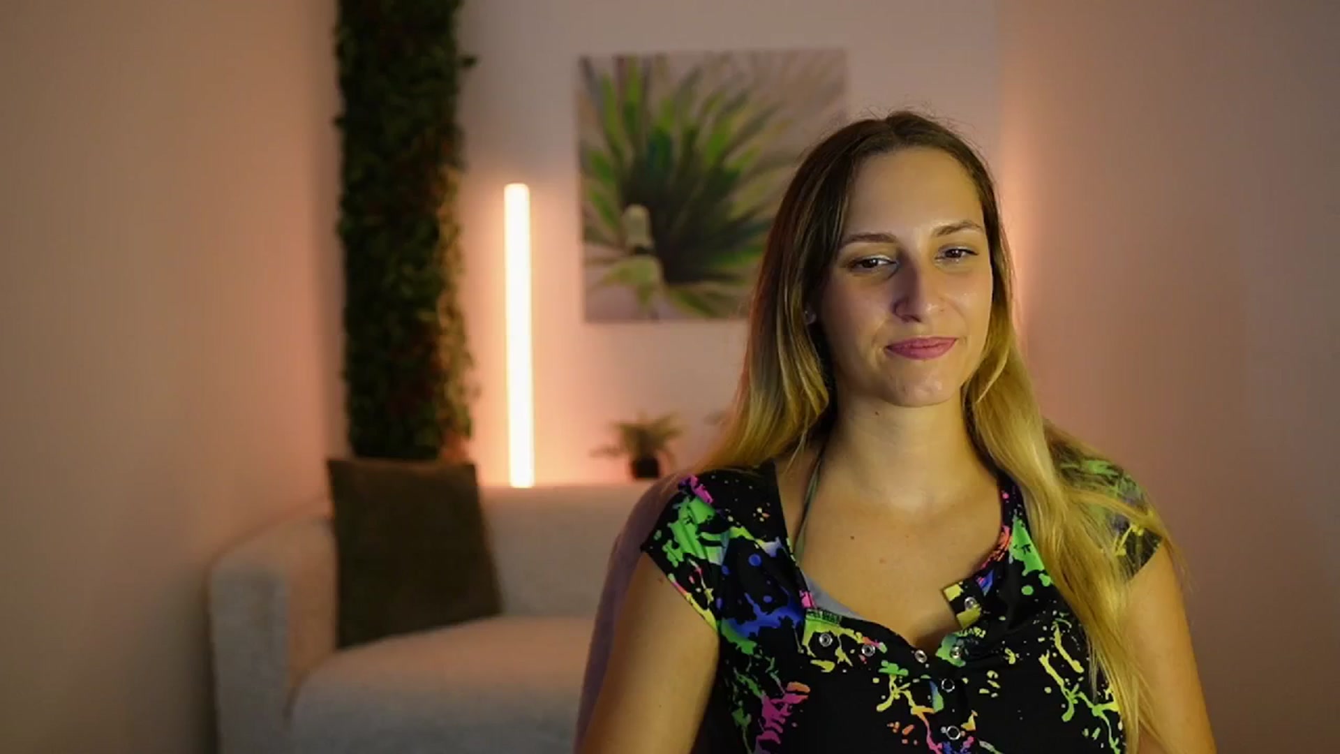 Gallery image thumbnail from Agatha_Vega's myfreecams stream on, 08/17/2024, 18:27 image 20 of 20