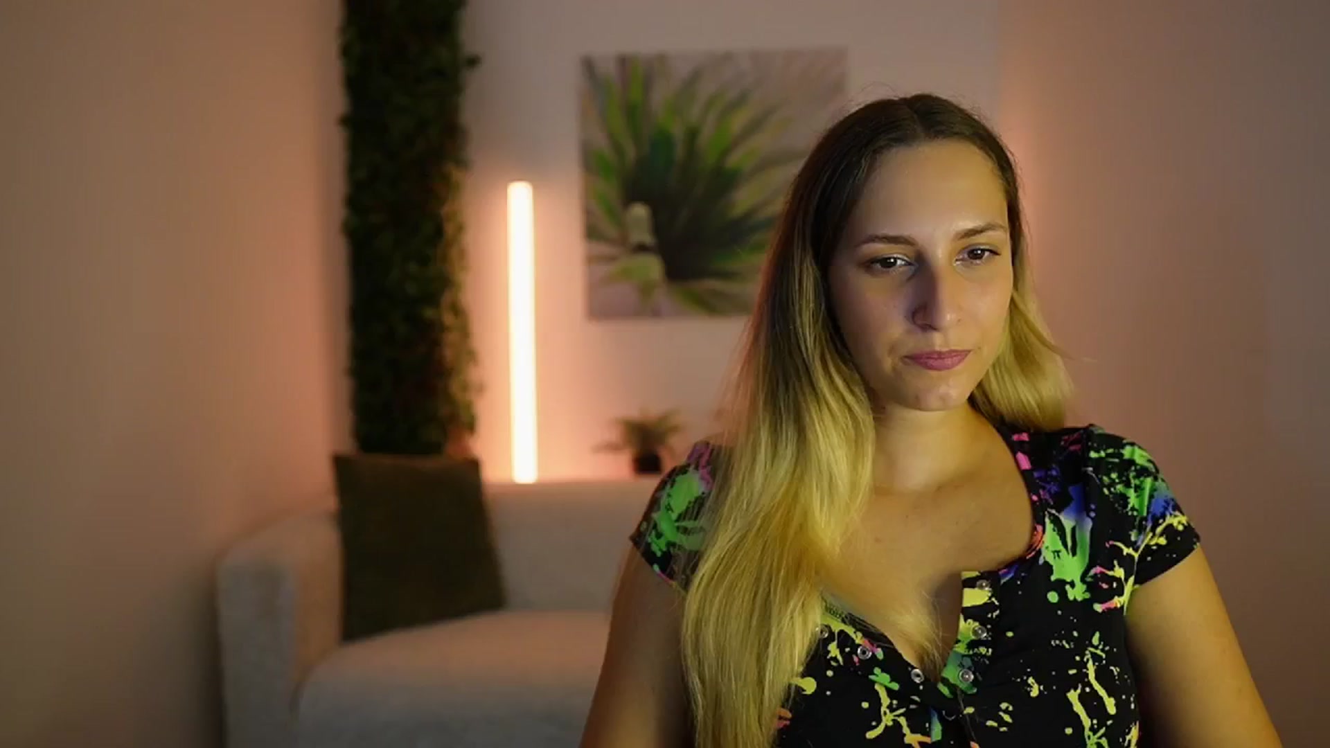 Gallery image thumbnail from Agatha_Vega's myfreecams stream on, 08/17/2024, 18:27 image 8 of 20