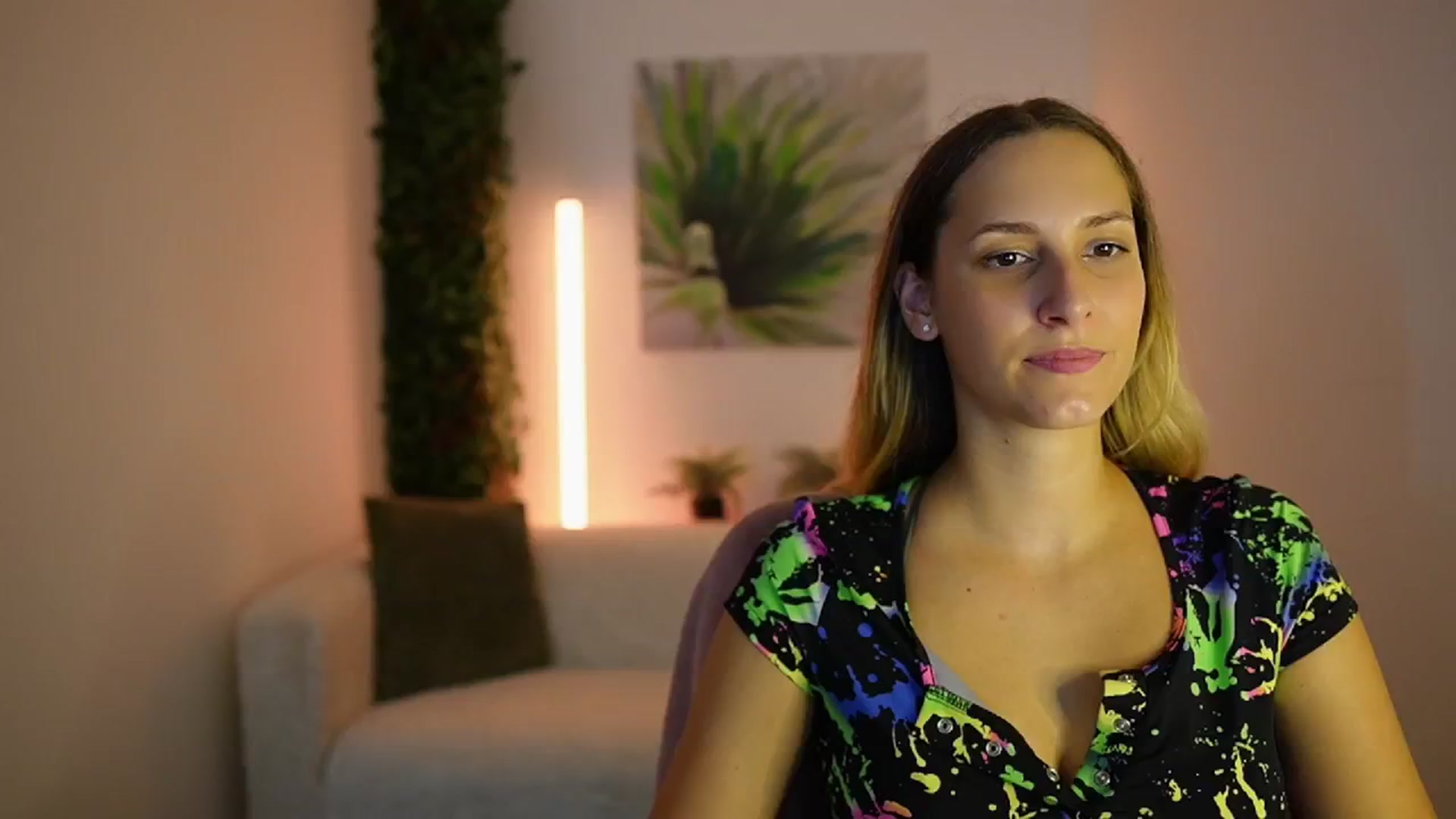 Gallery image thumbnail from Agatha_Vega's myfreecams stream on, 08/17/2024, 18:27 image 1 of 20