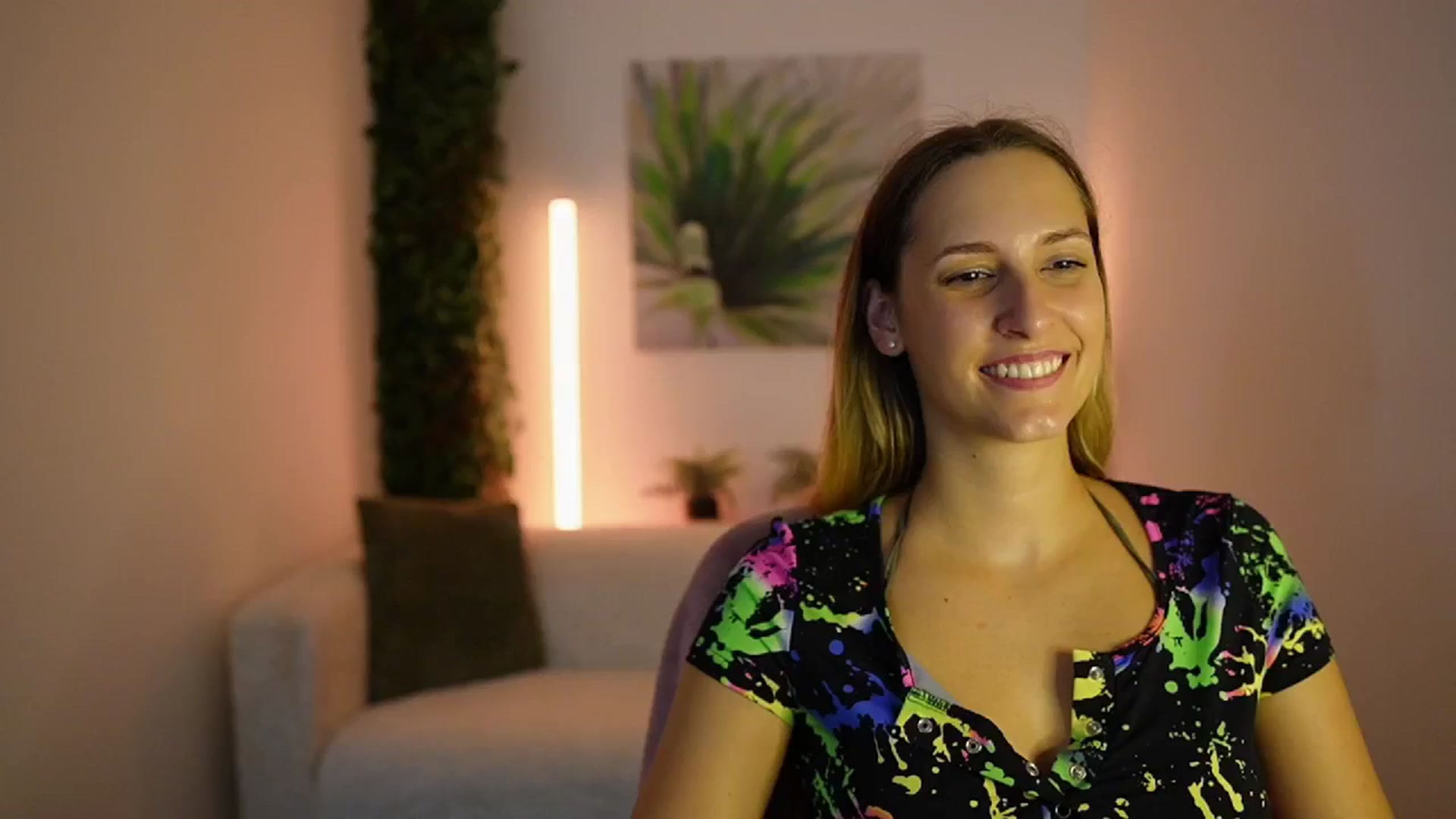 Gallery image thumbnail from Agatha_Vega's myfreecams stream on, 08/17/2024, 19:21 image 1 of 20
