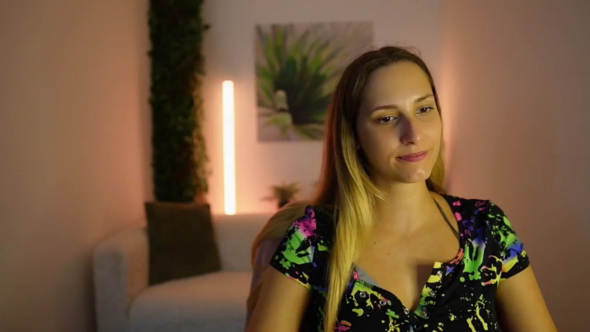 Gallery image thumbnail from Agatha_Vega's myfreecams stream on, 08/17/2024, 19:21 image 9 of 20