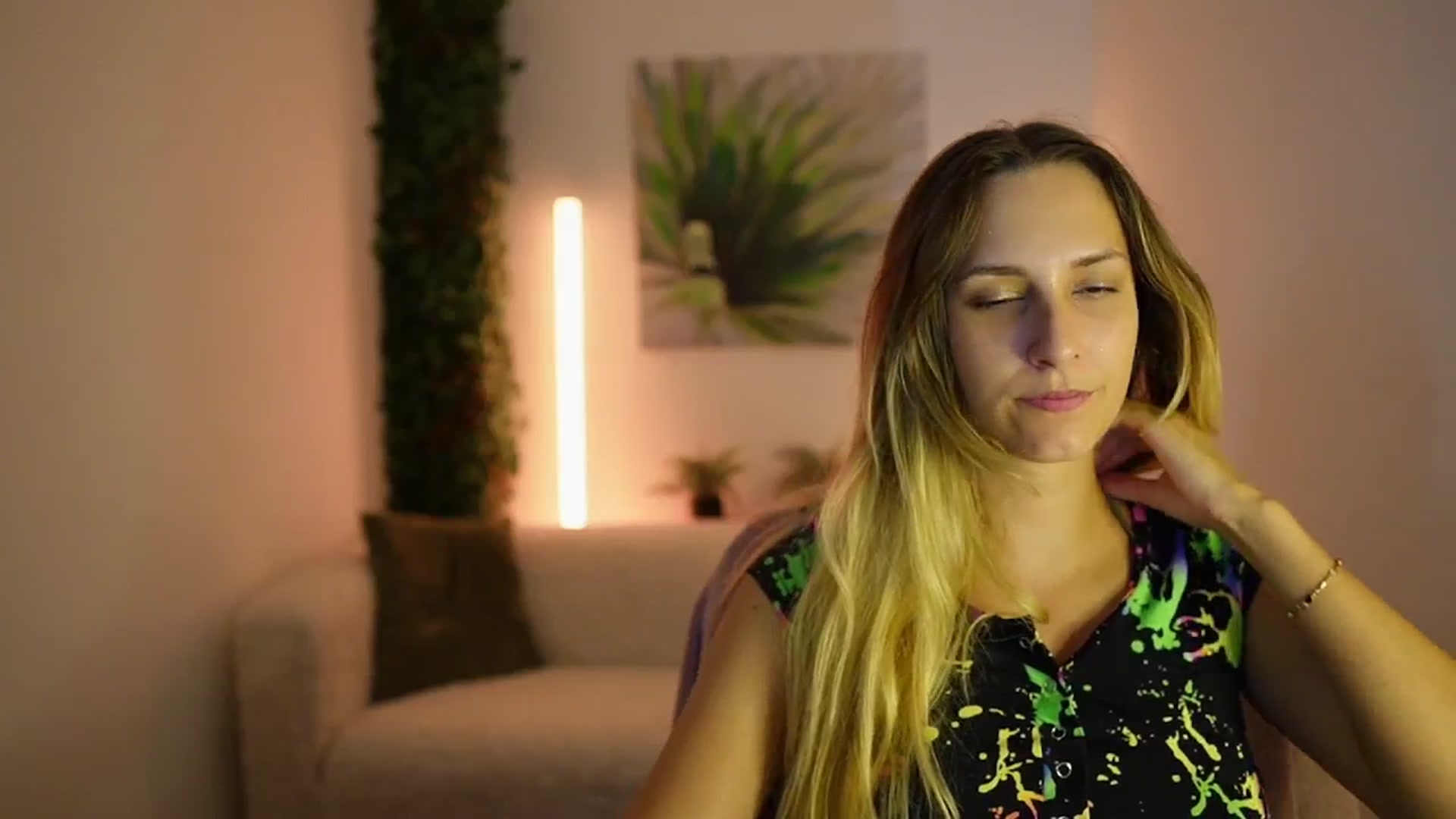 Gallery image thumbnail from Agatha_Vega's myfreecams stream on, 08/17/2024, 22:02 image 12 of 20