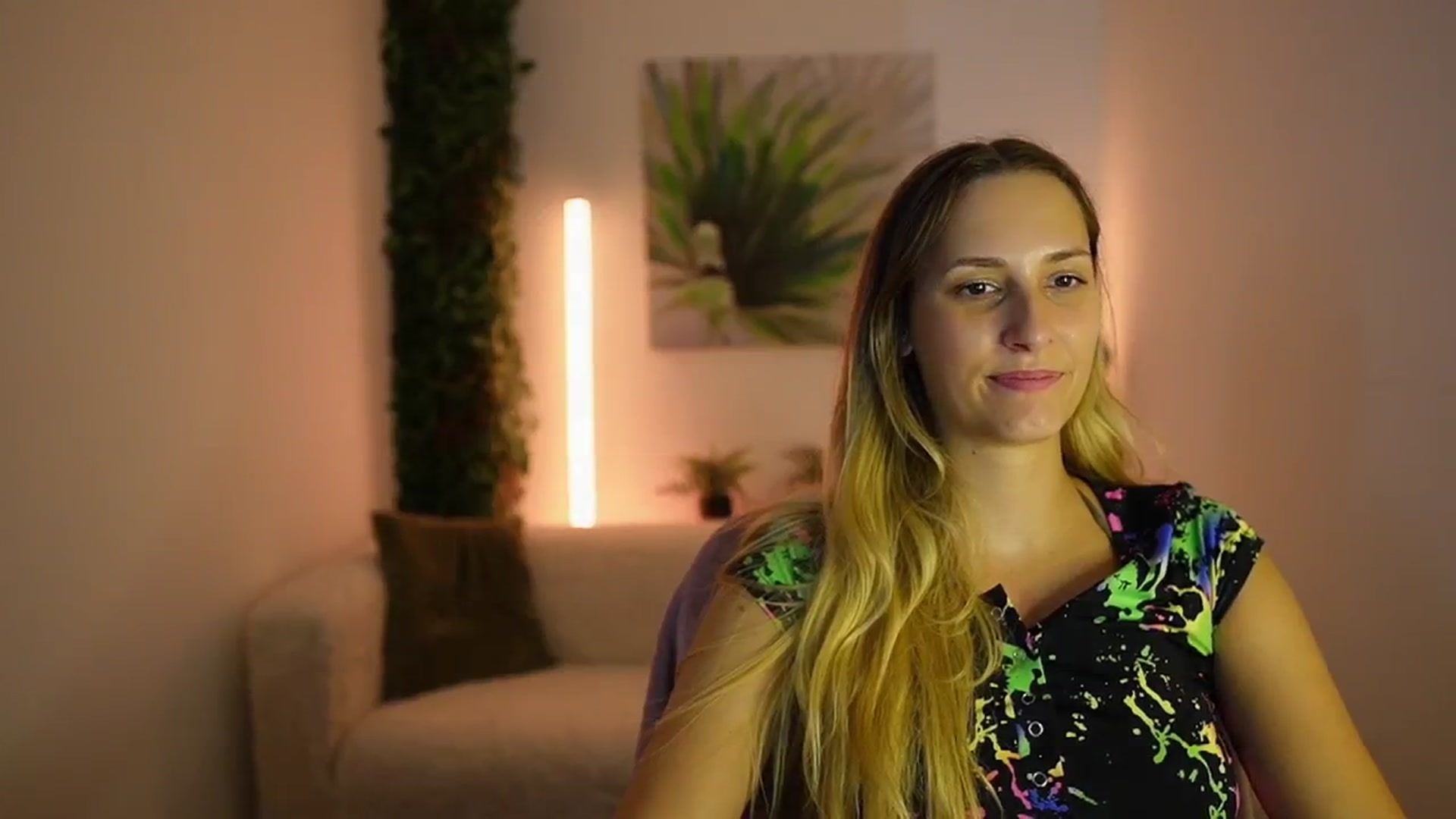 Gallery image thumbnail from Agatha_Vega's myfreecams stream on, 08/17/2024, 22:02 image 18 of 20