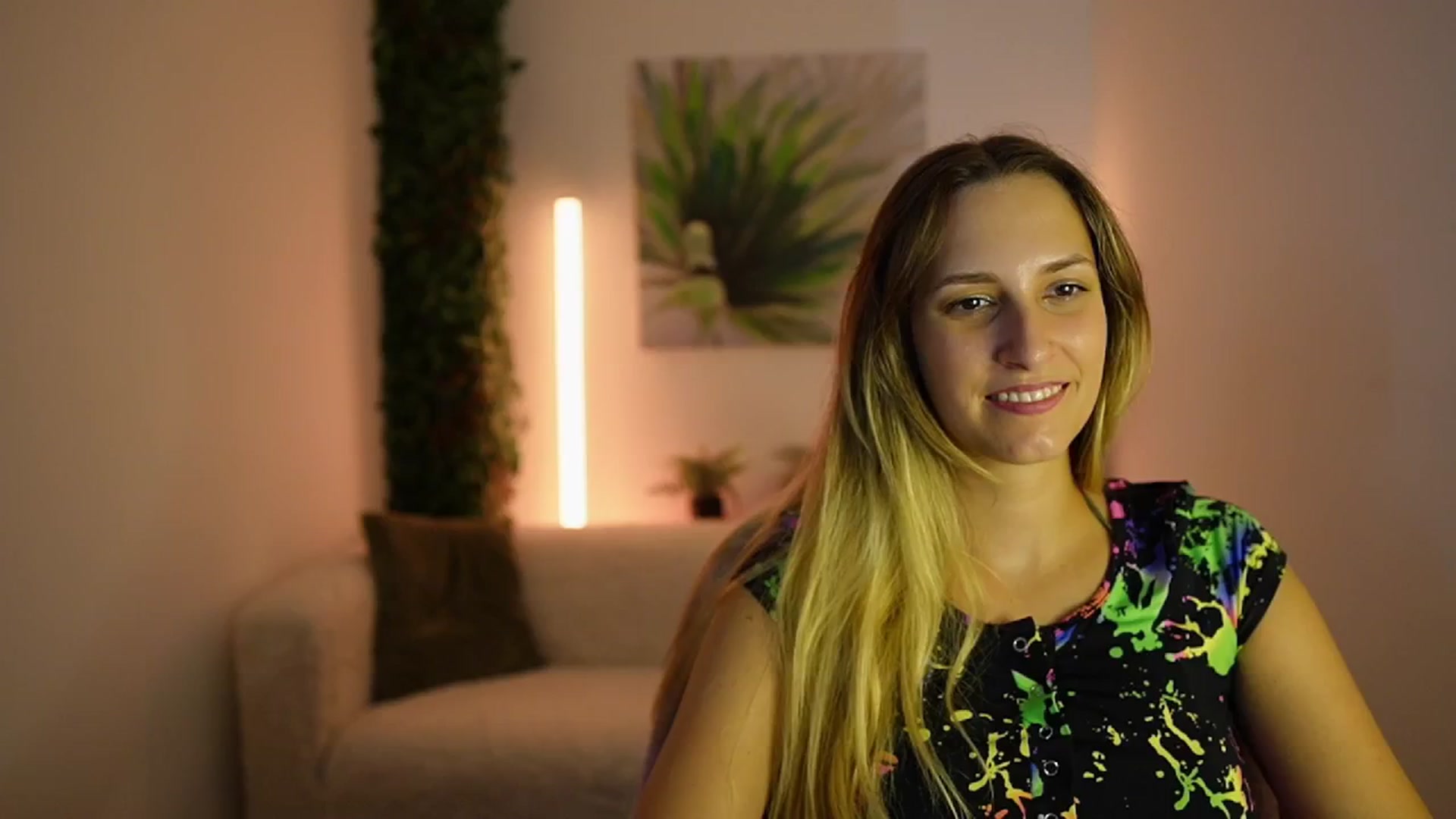 Gallery image thumbnail from Agatha_Vega's myfreecams stream on, 08/17/2024, 22:02 image 2 of 20