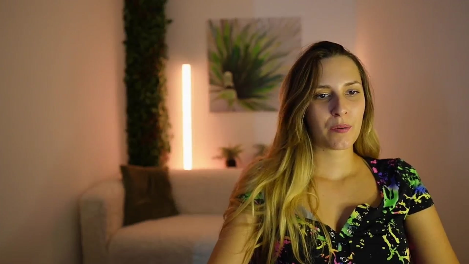 Gallery image thumbnail from Agatha_Vega's myfreecams stream on, 08/17/2024, 23:03 image 4 of 20