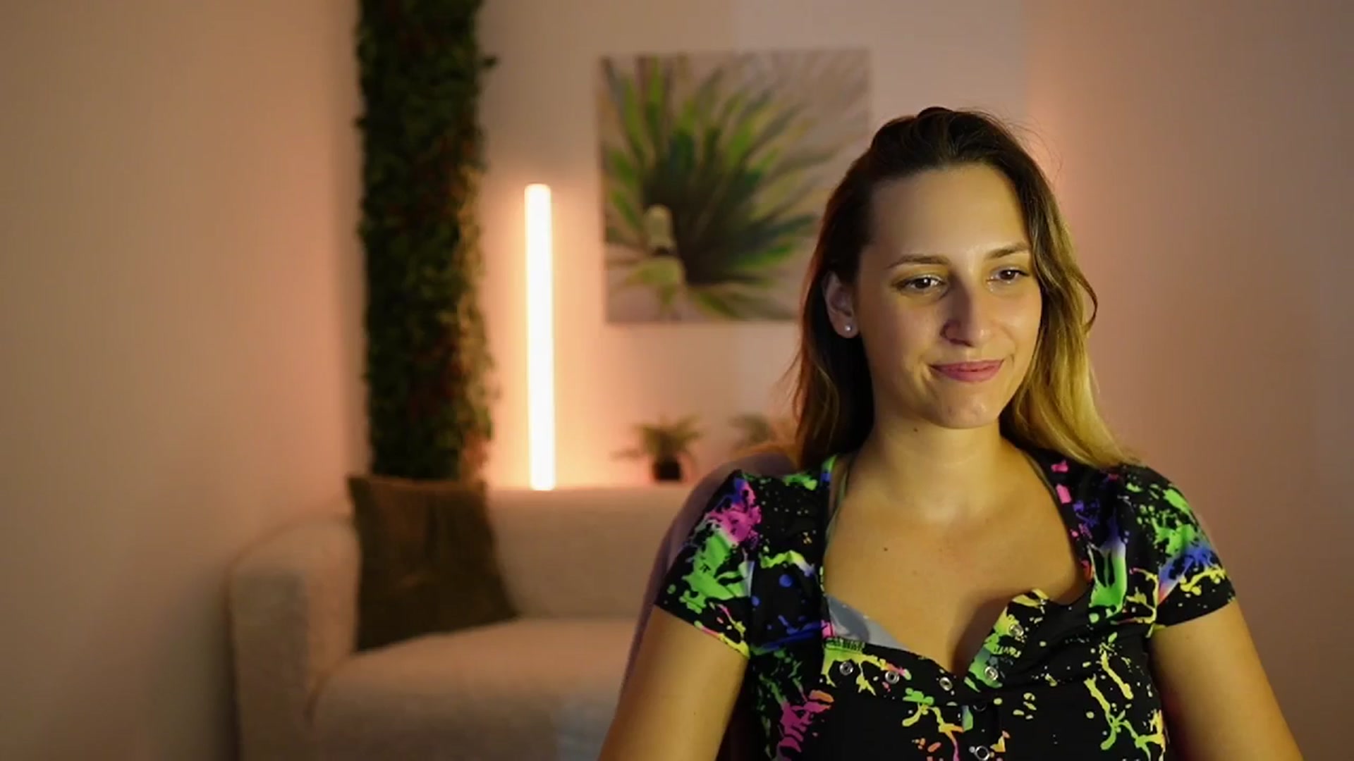Gallery image thumbnail from Agatha_Vega's myfreecams stream on, 08/17/2024, 23:03 image 2 of 20